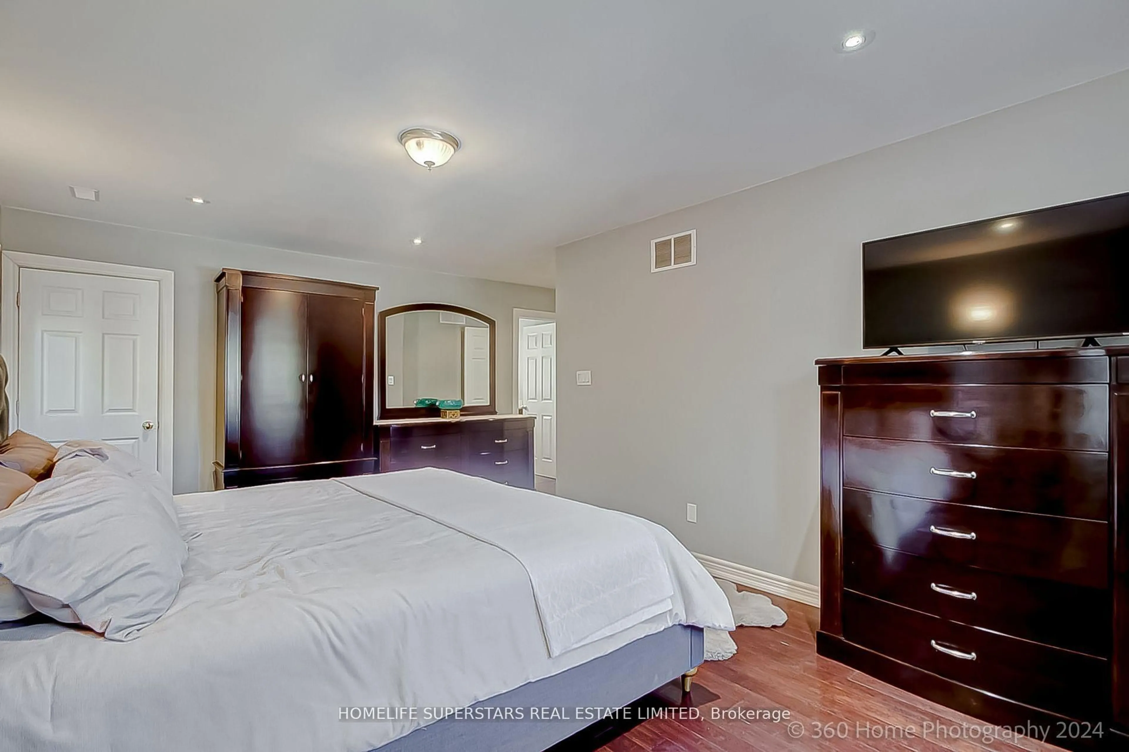 Bedroom with bed, unknown for 47 Harlow Cres, Toronto Ontario M9V 2Y7