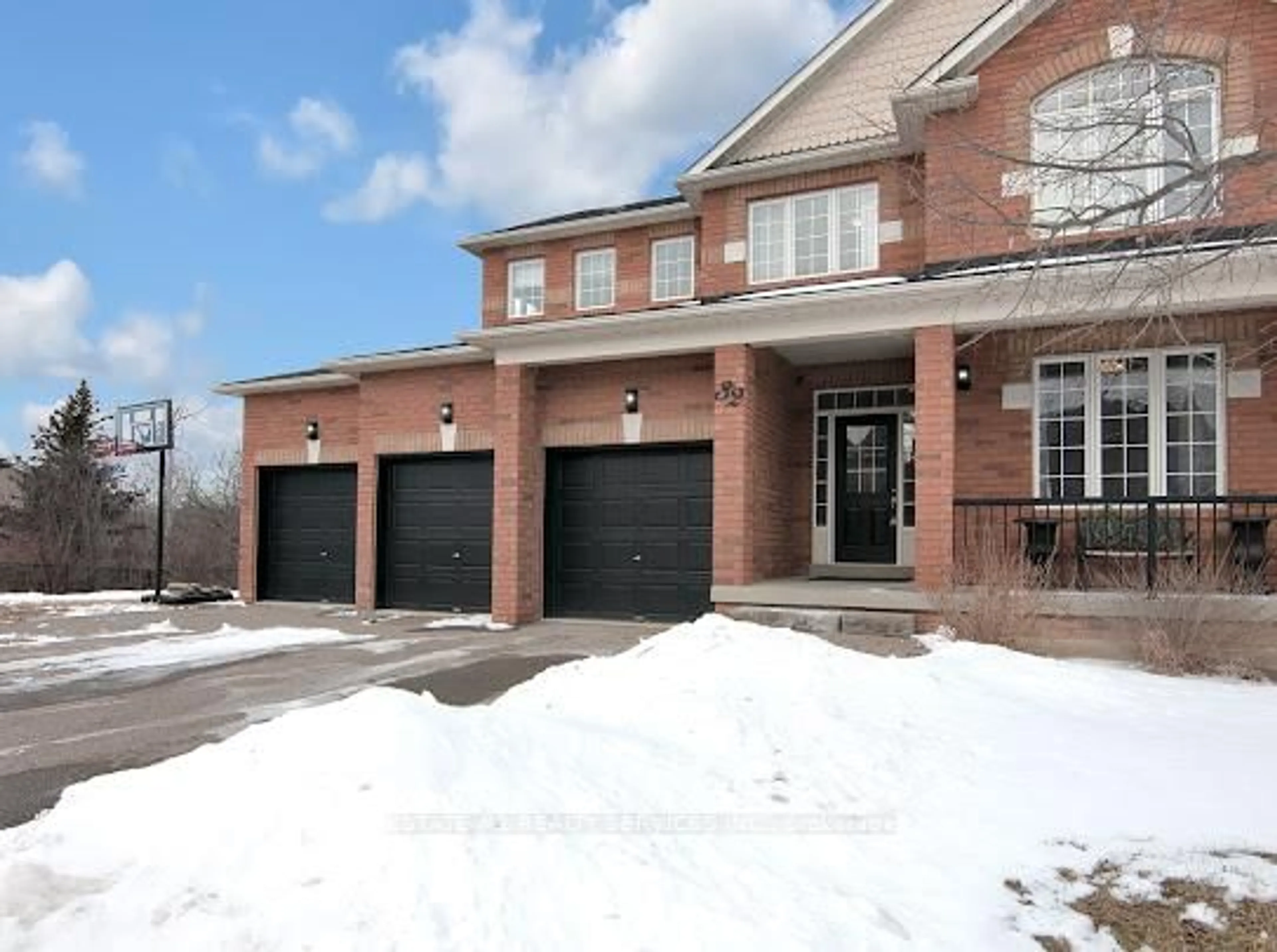 Home with brick exterior material, street for 32 River Rock Cres, Brampton Ontario L7A 2W4