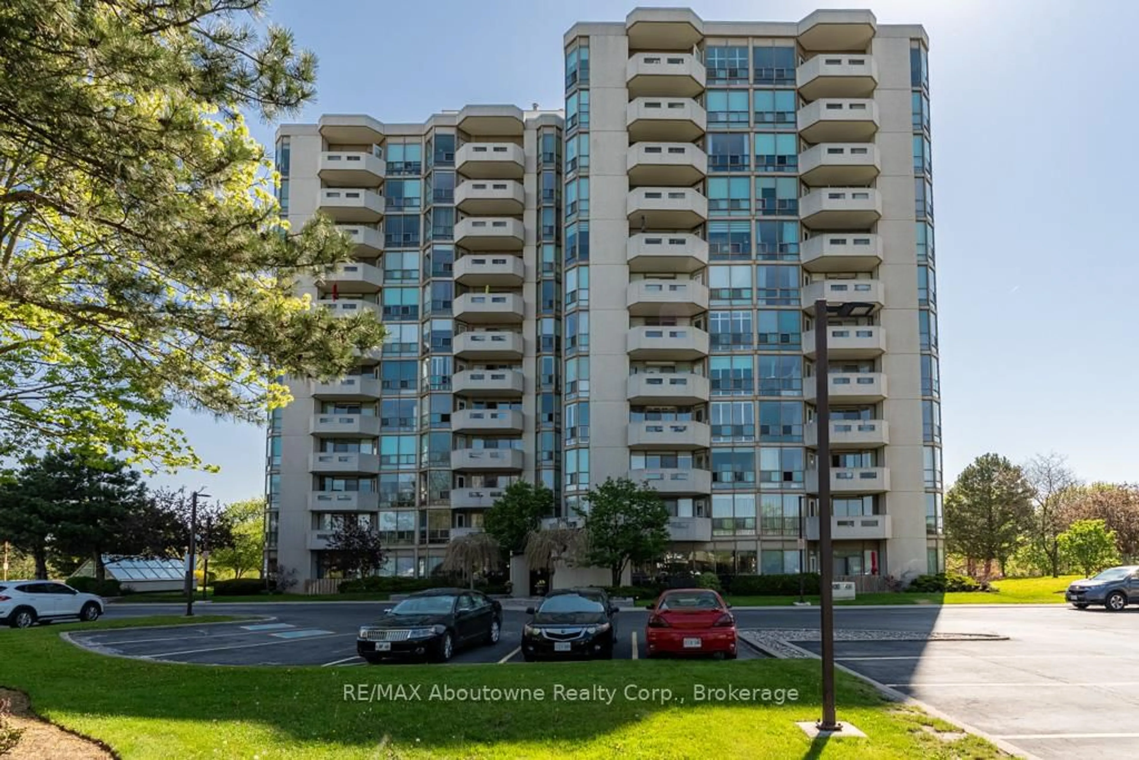 Unknown for 5080 Pinedale Ave #1201, Burlington Ontario L7L 5V7