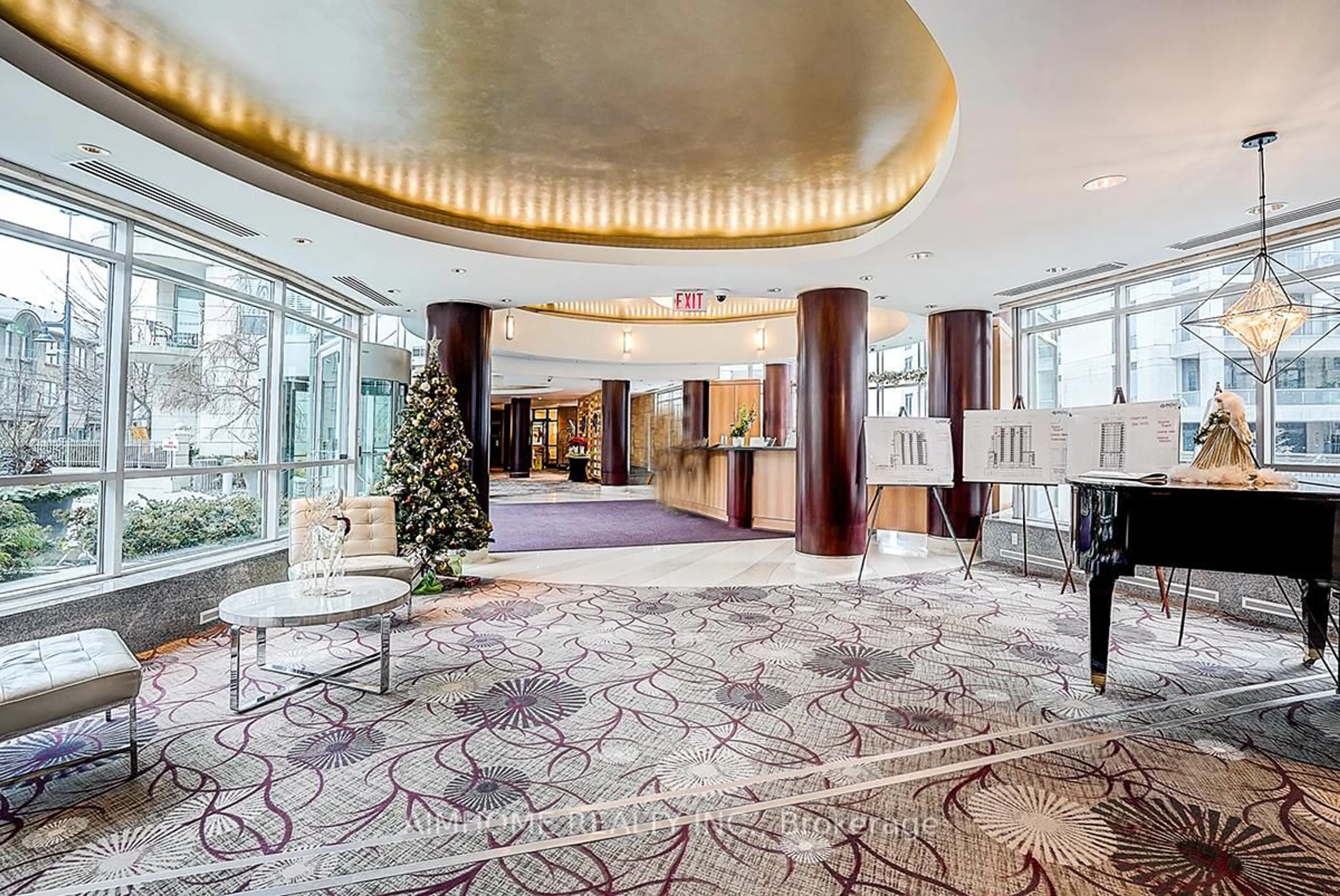 Lobby for 2111 lake shore Blvd, Toronto Ontario M8V 4B2