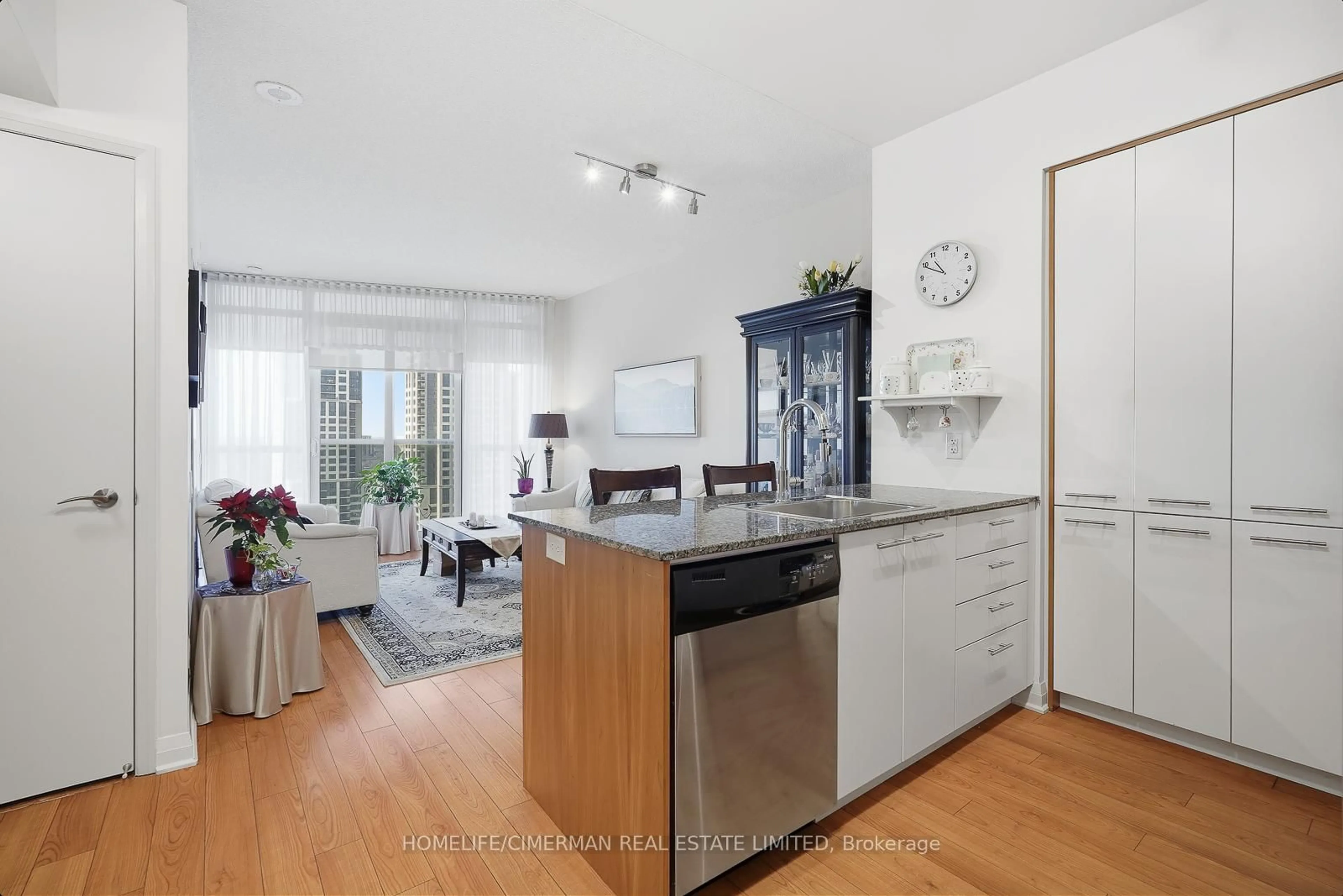 Open concept kitchen, wood/laminate floor for 1 Valhalla Inn Rd #2006, Toronto Ontario M9B 1S9