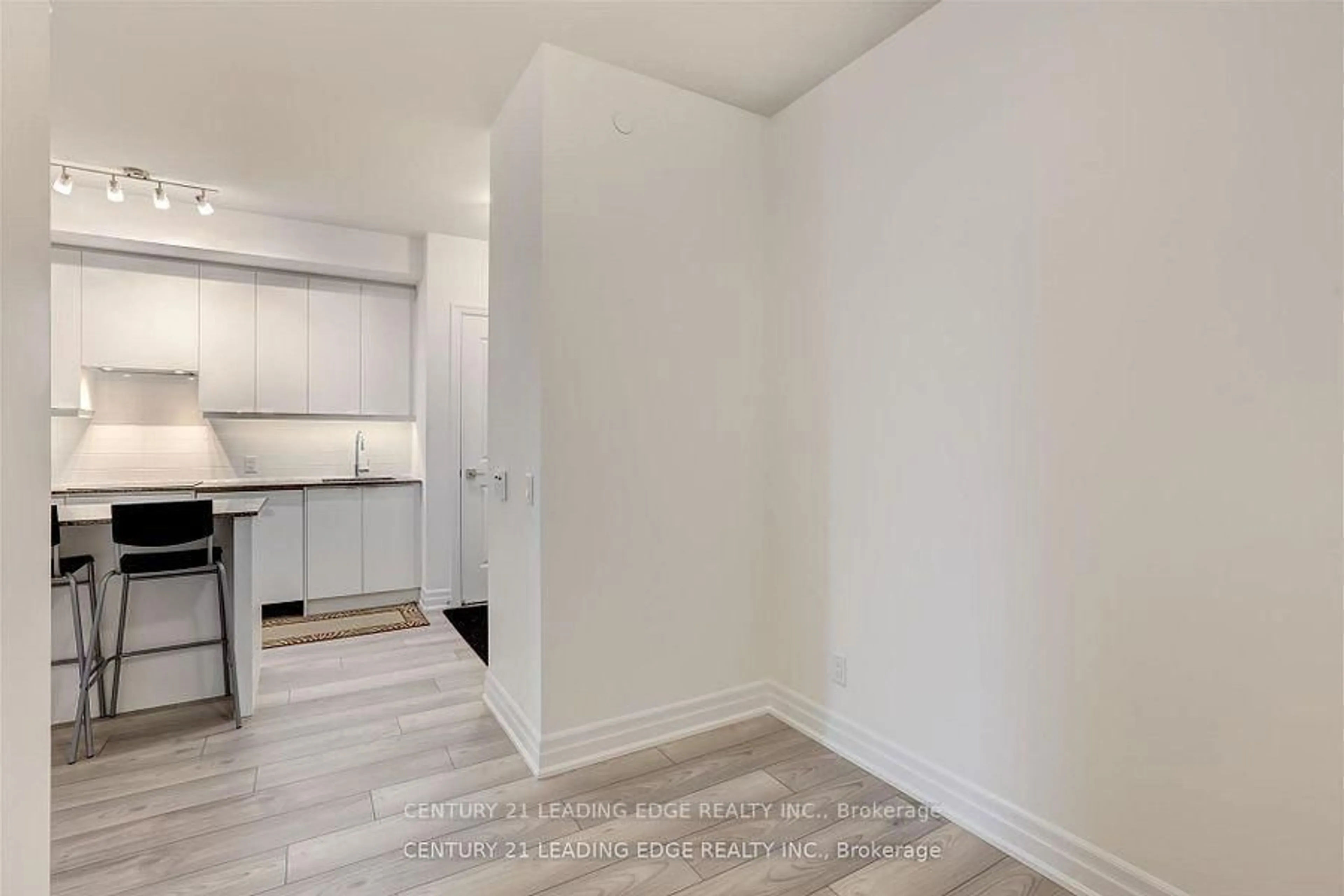 A pic of a room for 36 Elm Dr #803, Mississauga Ontario L5B 0N3