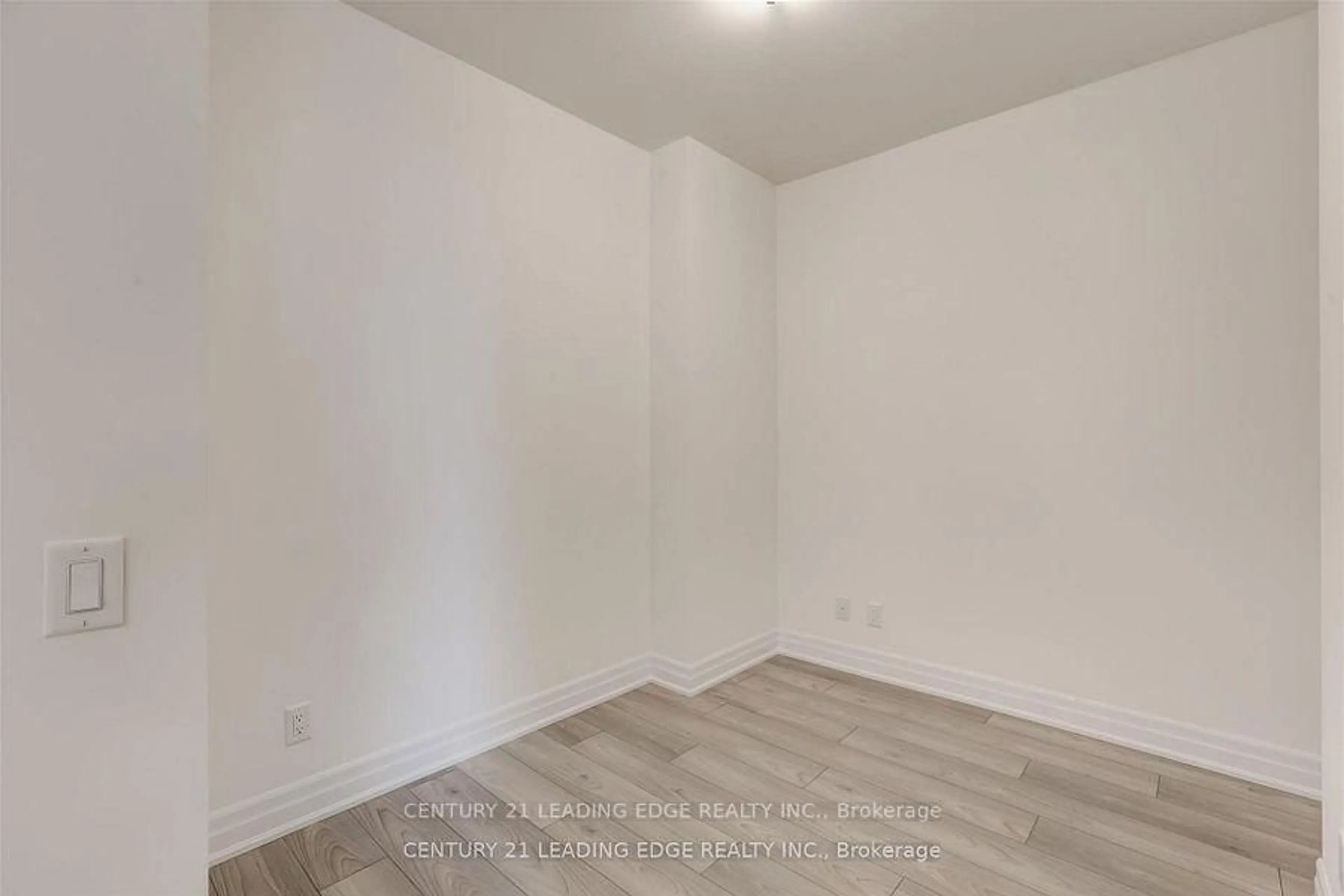 A pic of a room for 36 Elm Dr #803, Mississauga Ontario L5B 0N3