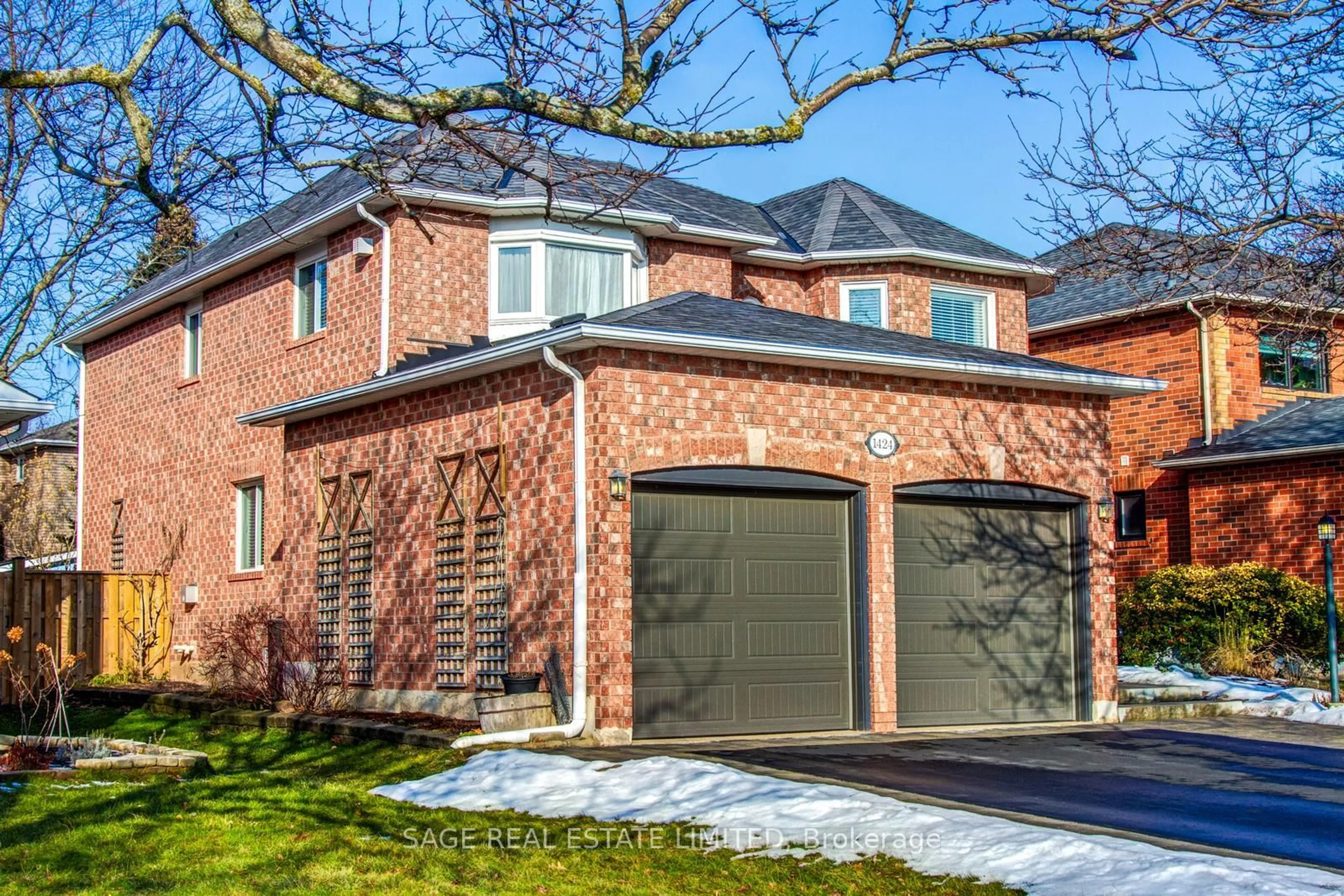 Home with brick exterior material, street for 1424 Stonecutter Dr, Oakville Ontario L6M 3C3