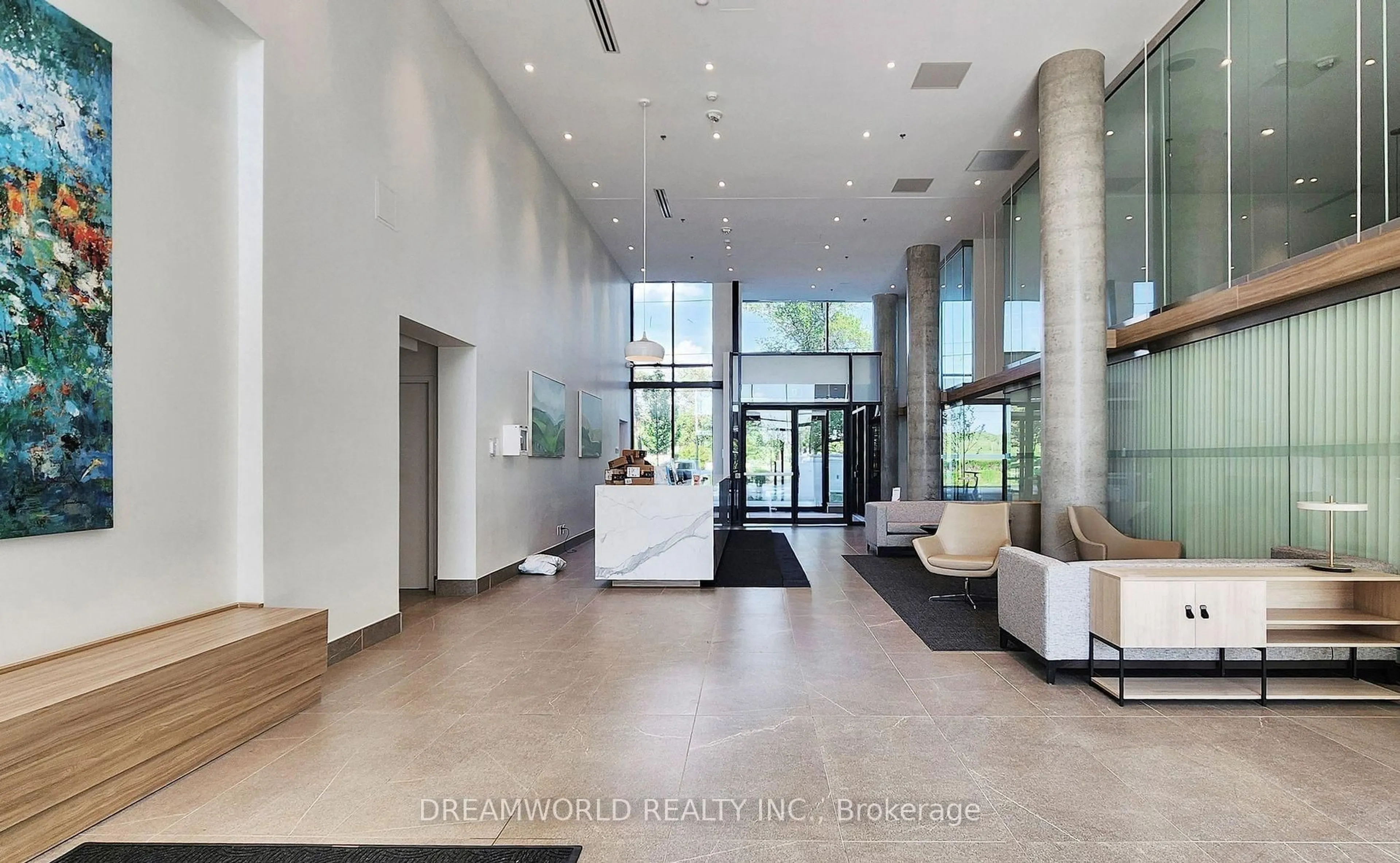 Indoor foyer for 3100 Keele St #919, Toronto Ontario M3M 2H4