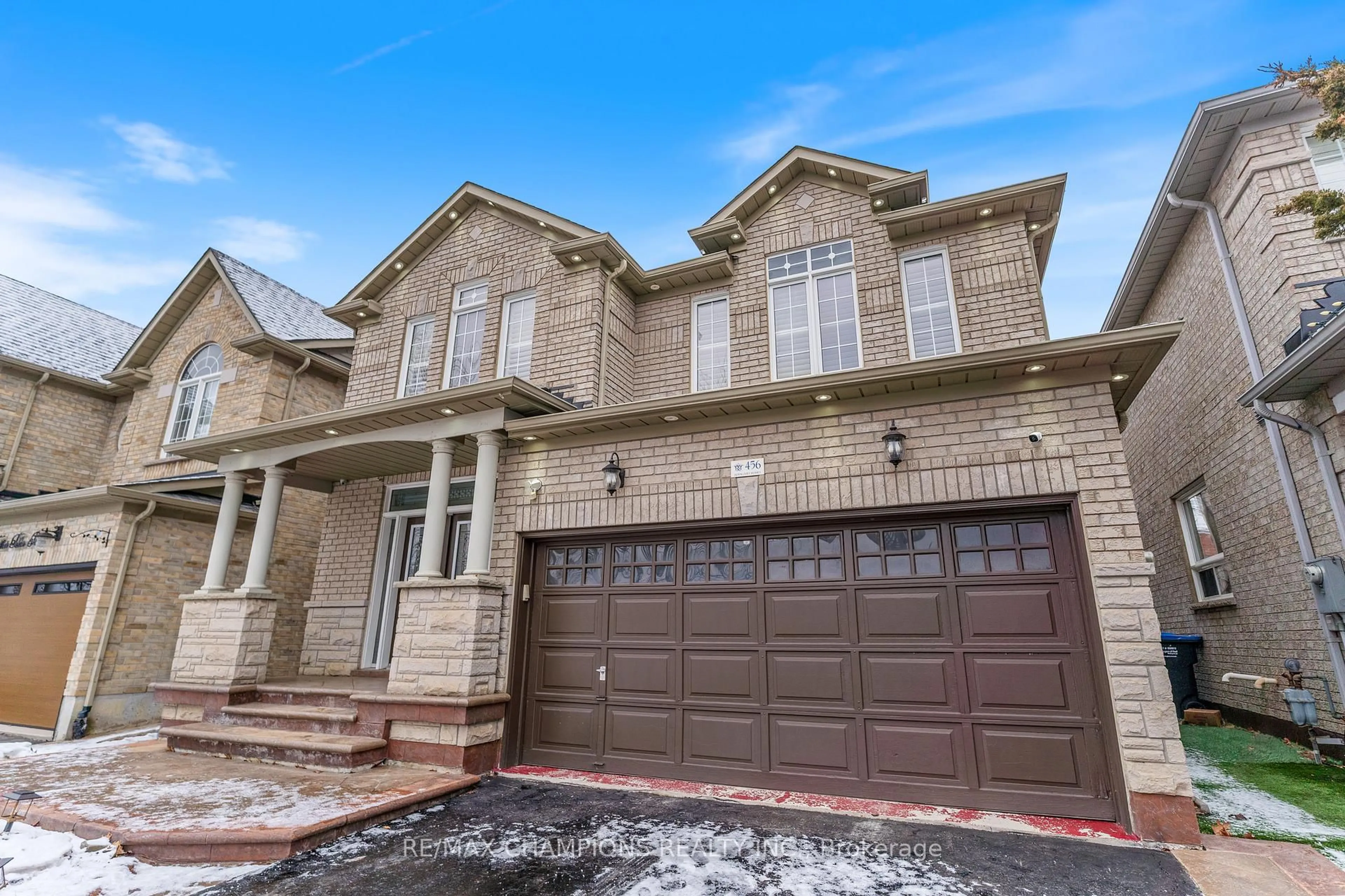 Home with brick exterior material, street for 456 Father Tobin Rd, Brampton Ontario L6R 0S2