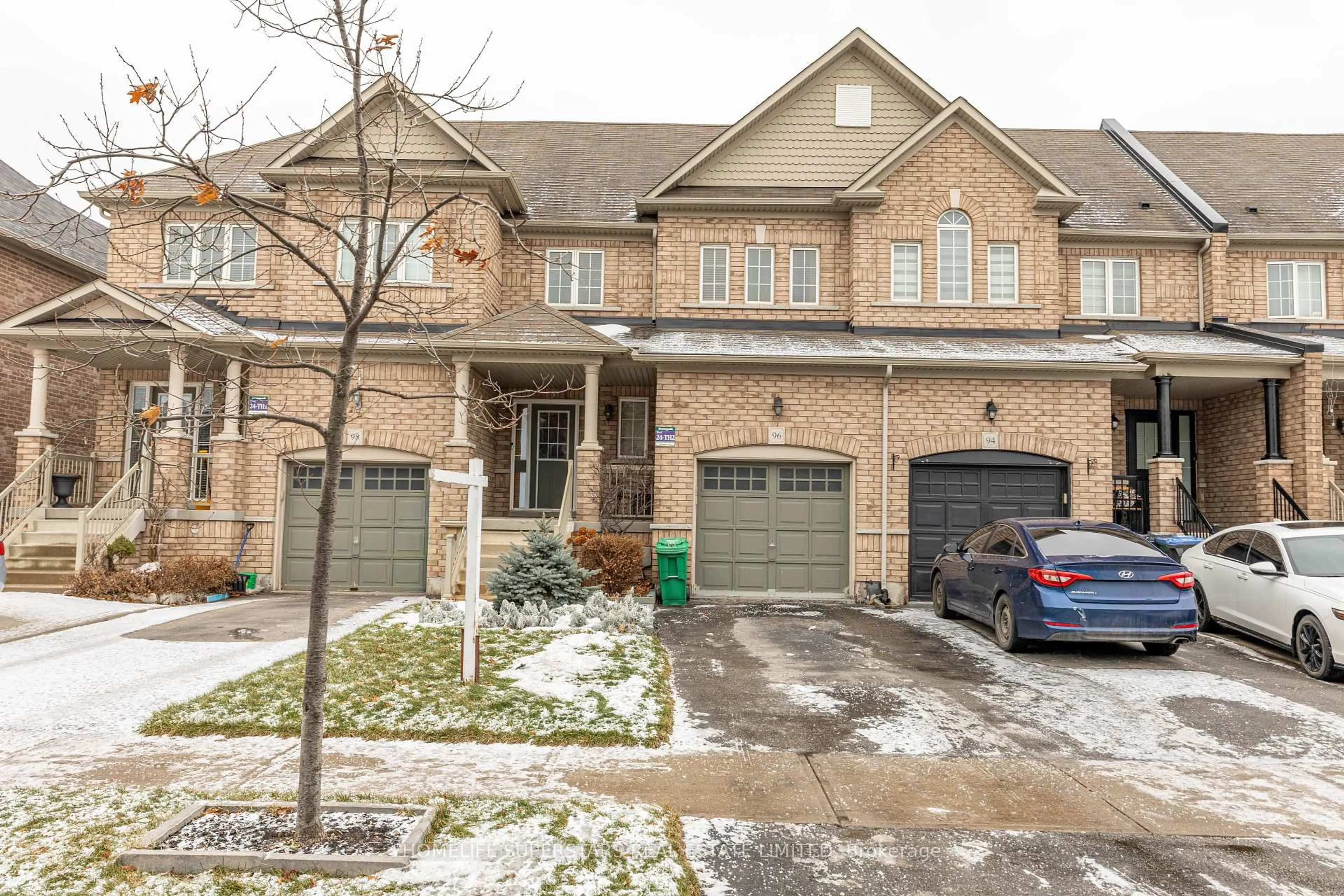 Home with brick exterior material, street for 96 Delport Clse, Brampton Ontario L6P 3T1