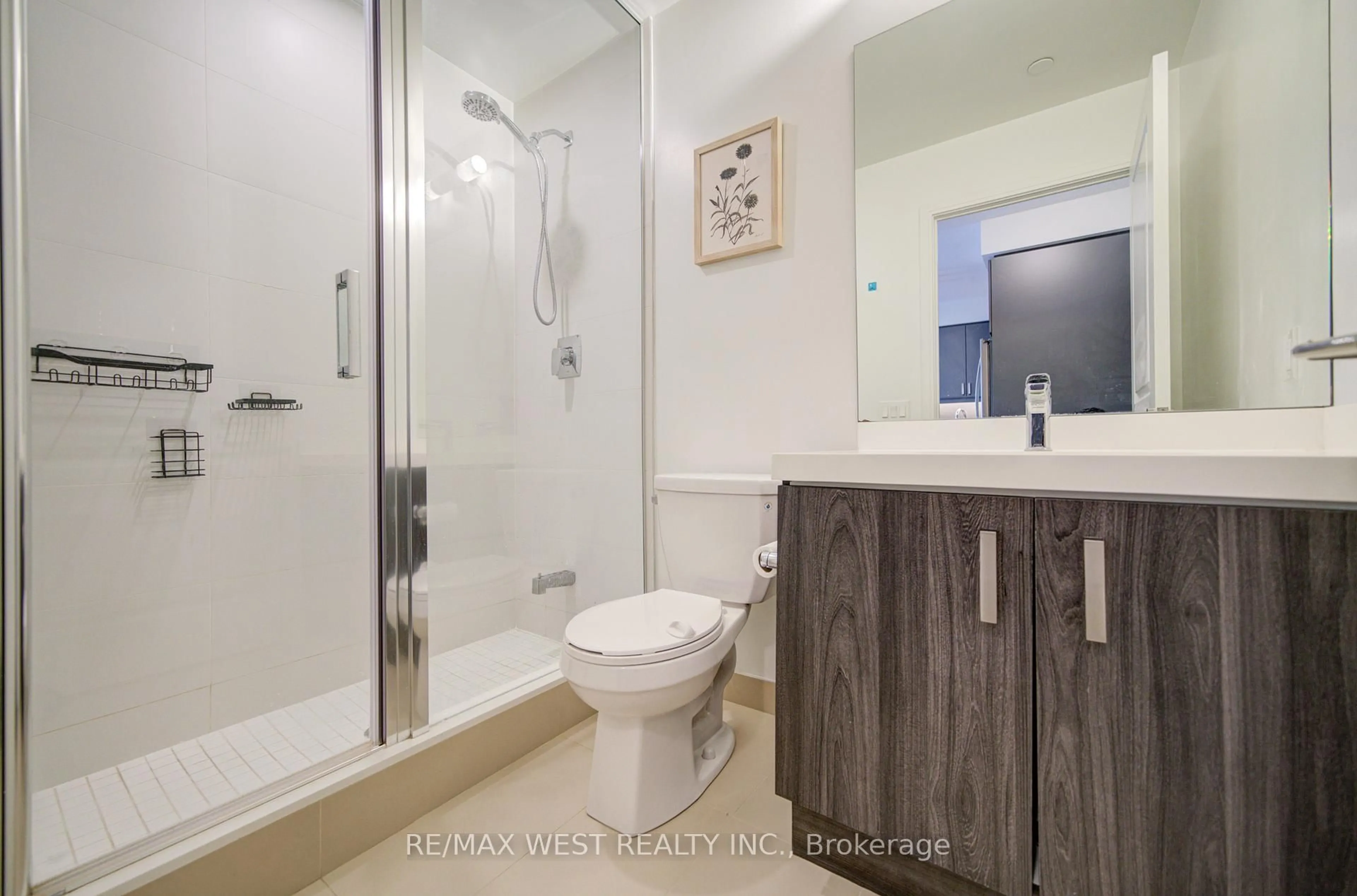 Standard bathroom, ceramic/tile floor for 8 Nahani Way #908, Mississauga Ontario L4Z 0C6