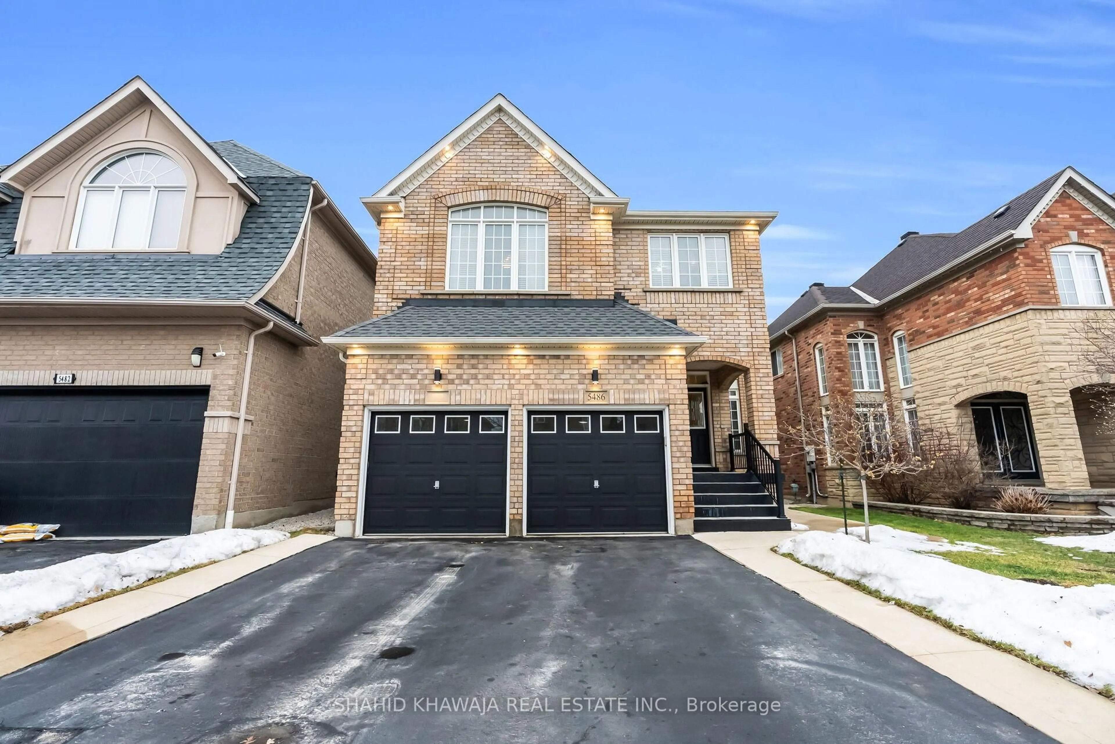 Home with brick exterior material, street for 5486 Bestview Way, Mississauga Ontario L5M 0B1
