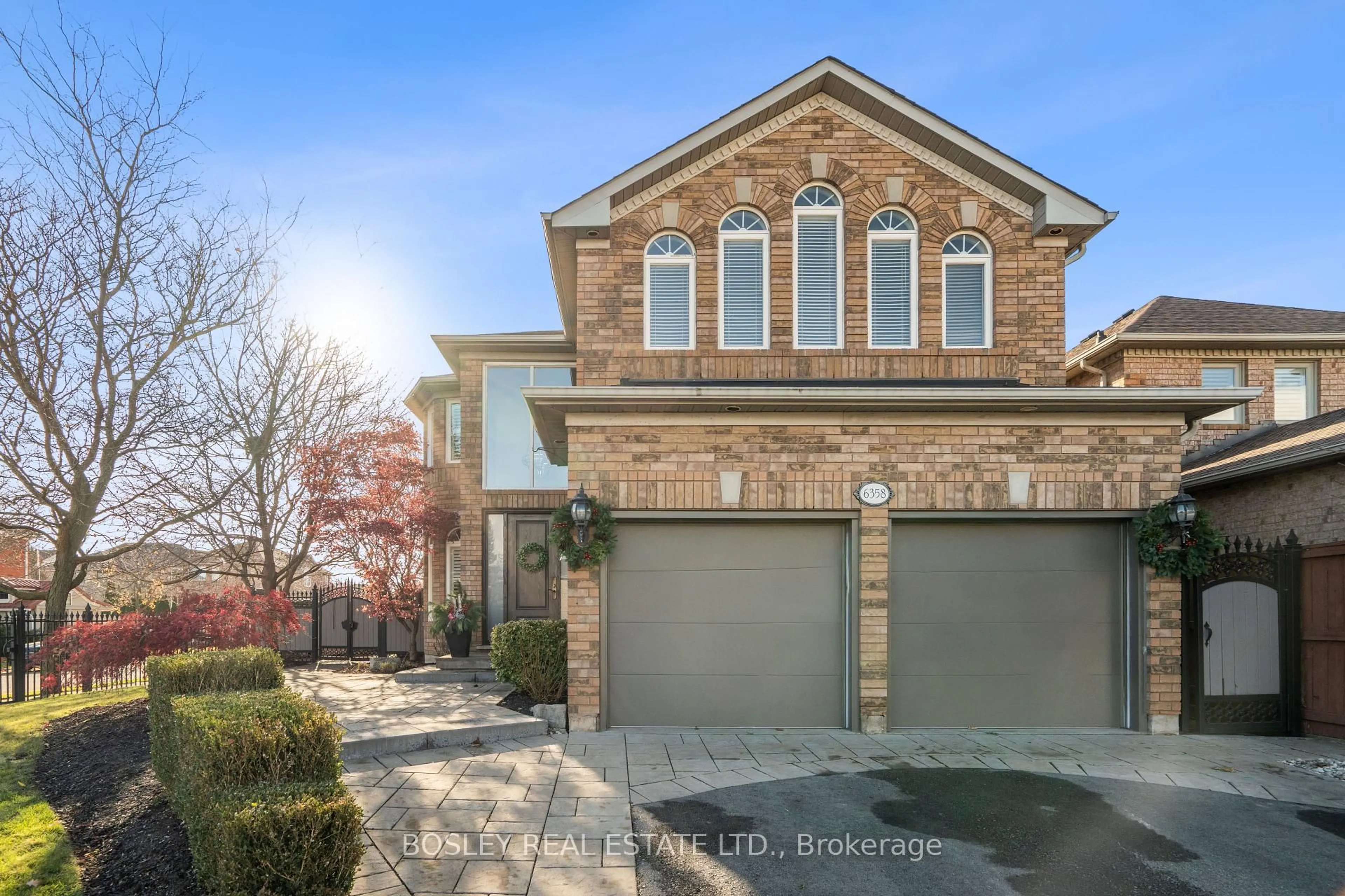 Home with brick exterior material, street for 6358 Lisgar Dr, Mississauga Ontario L5N 7W1