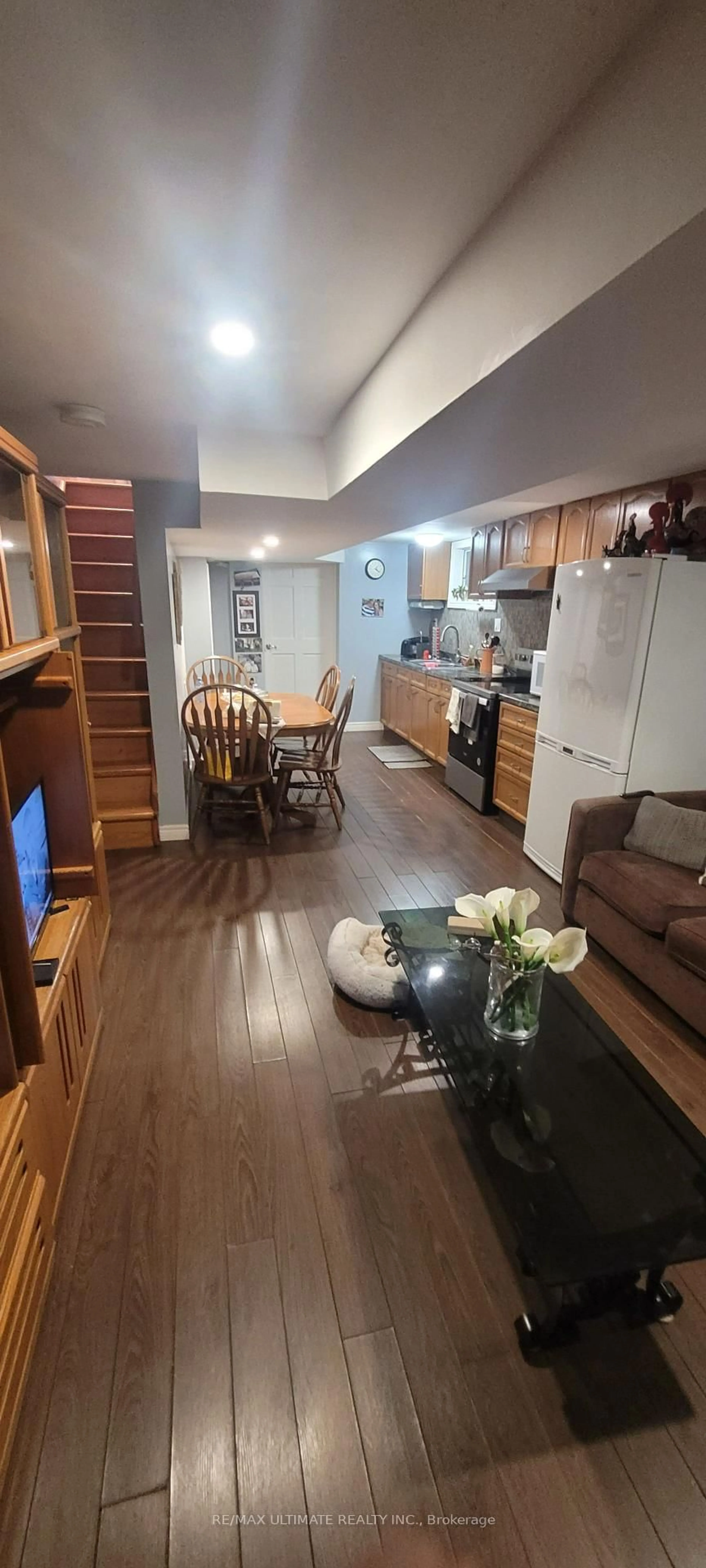 Unknown for 120 Rosethorn Ave, Toronto Ontario M6N 3L1