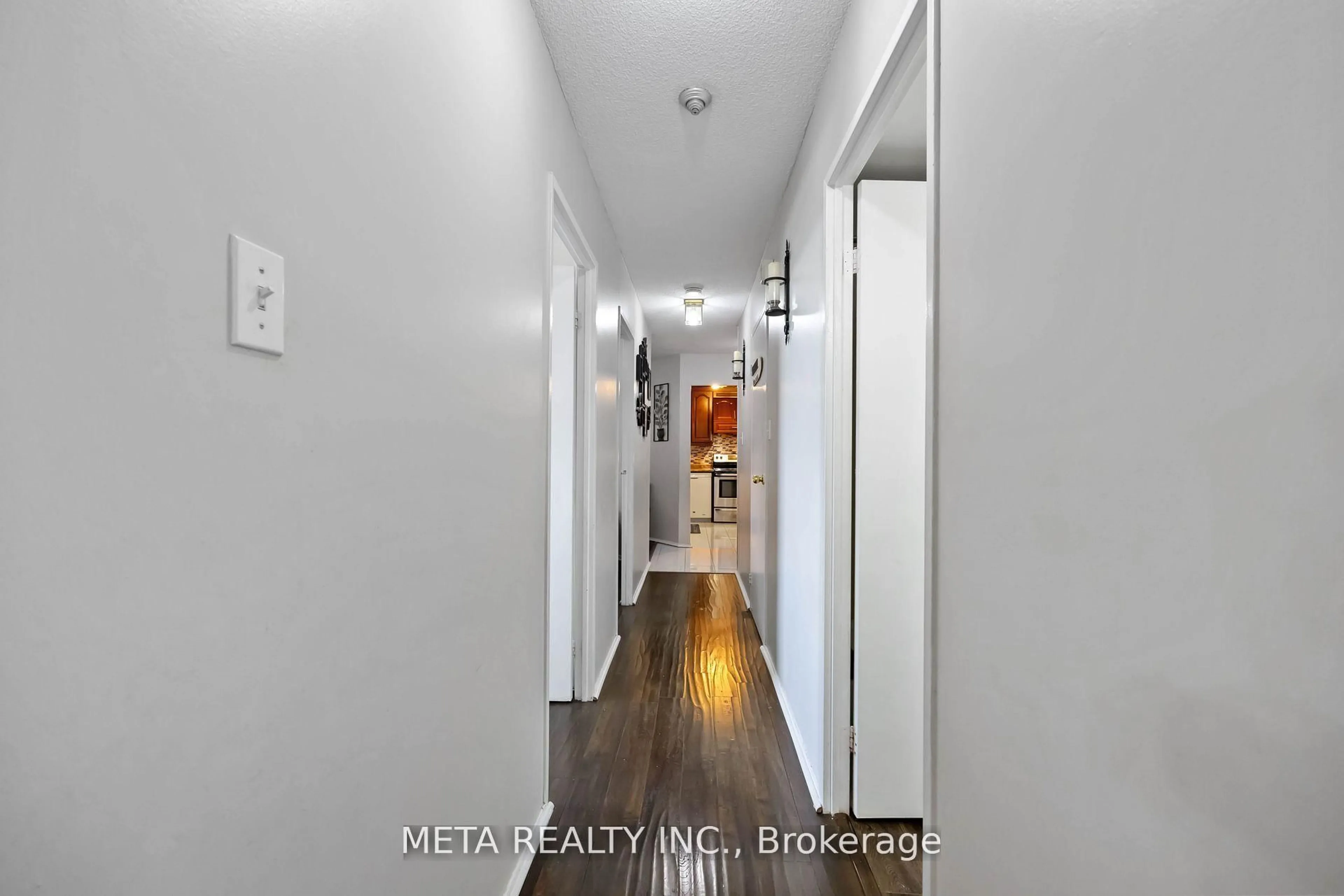 Indoor entryway for 236 Albion Rd #604, Toronto Ontario M9W 6A6