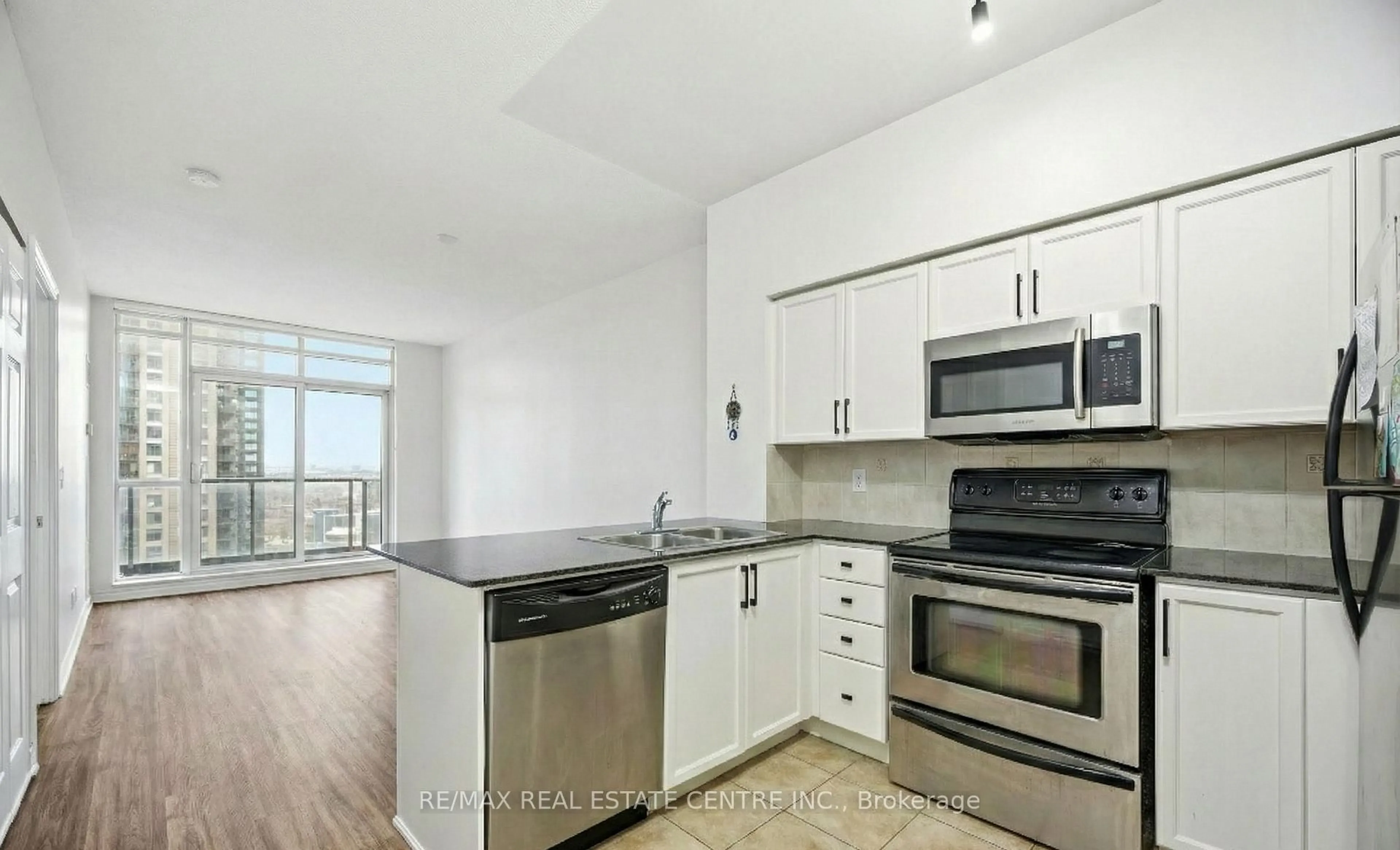 Standard kitchen, unknown for 388 Prince of Wales Dr #1805, Mississauga Ontario L5B 0A1