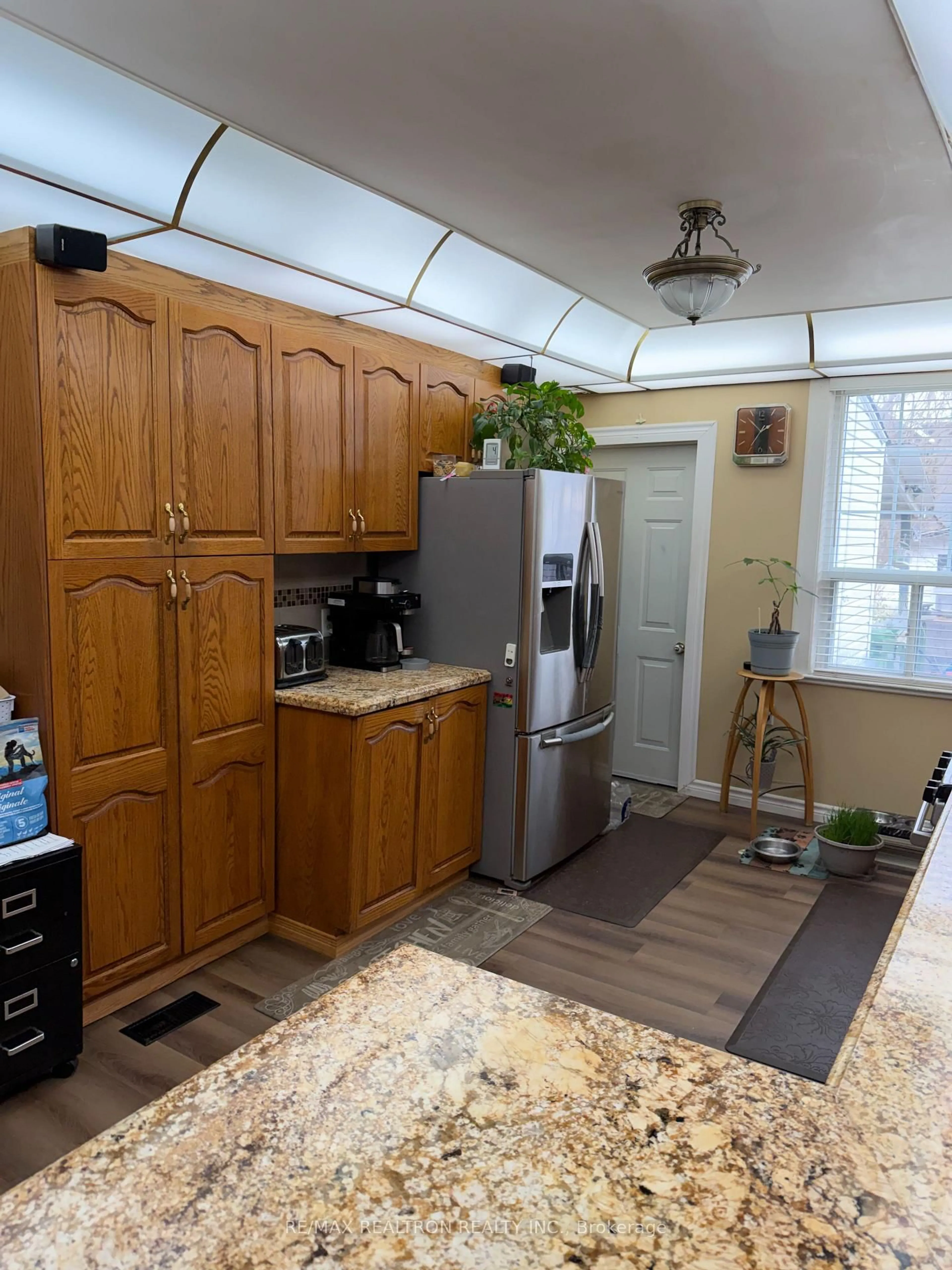 Standard kitchen, unknown for 89 Emerson Ave, Toronto Ontario M6H 3S7