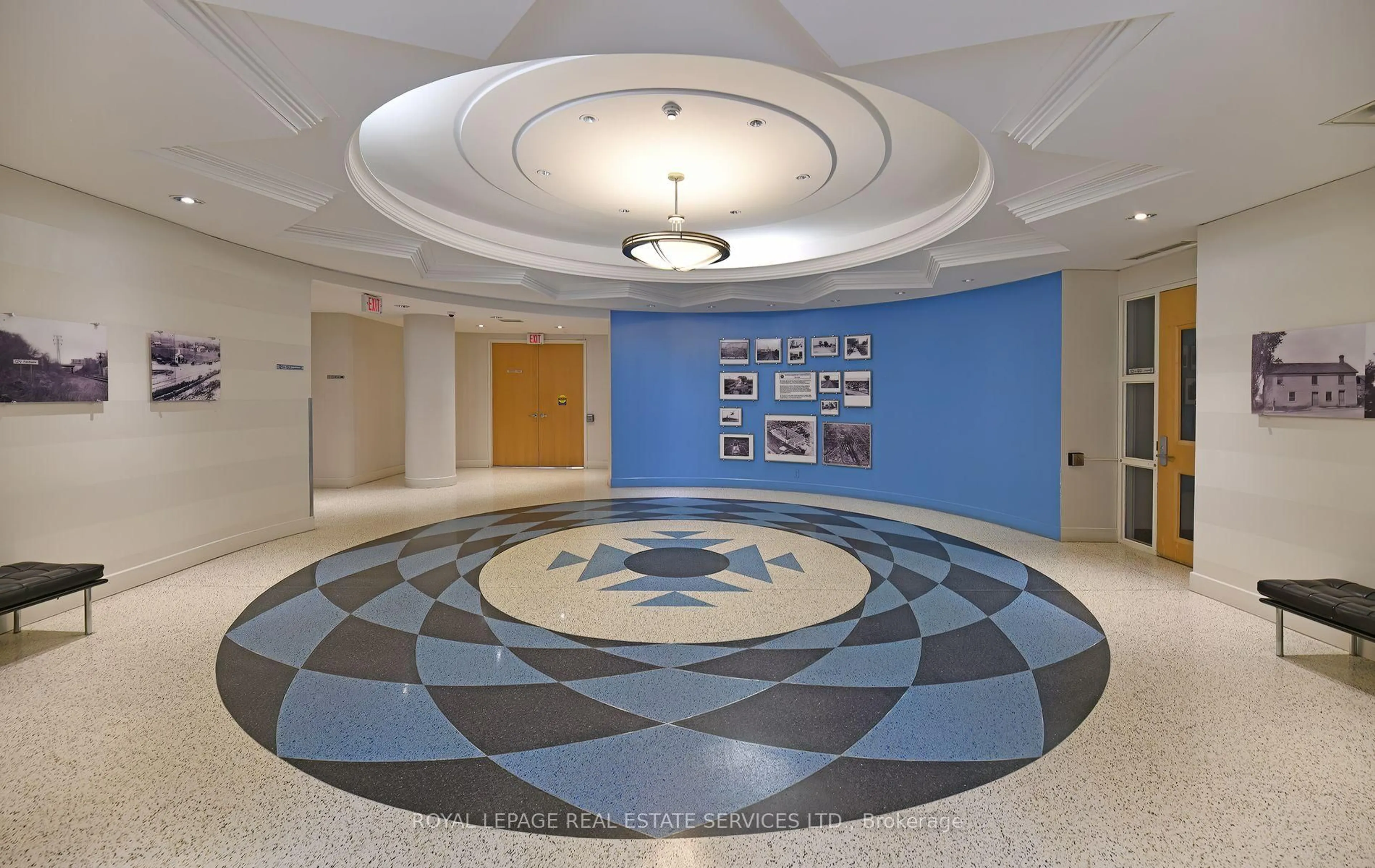 Lobby for 1001 Roselawn Ave #205, Toronto Ontario M6B 4M4