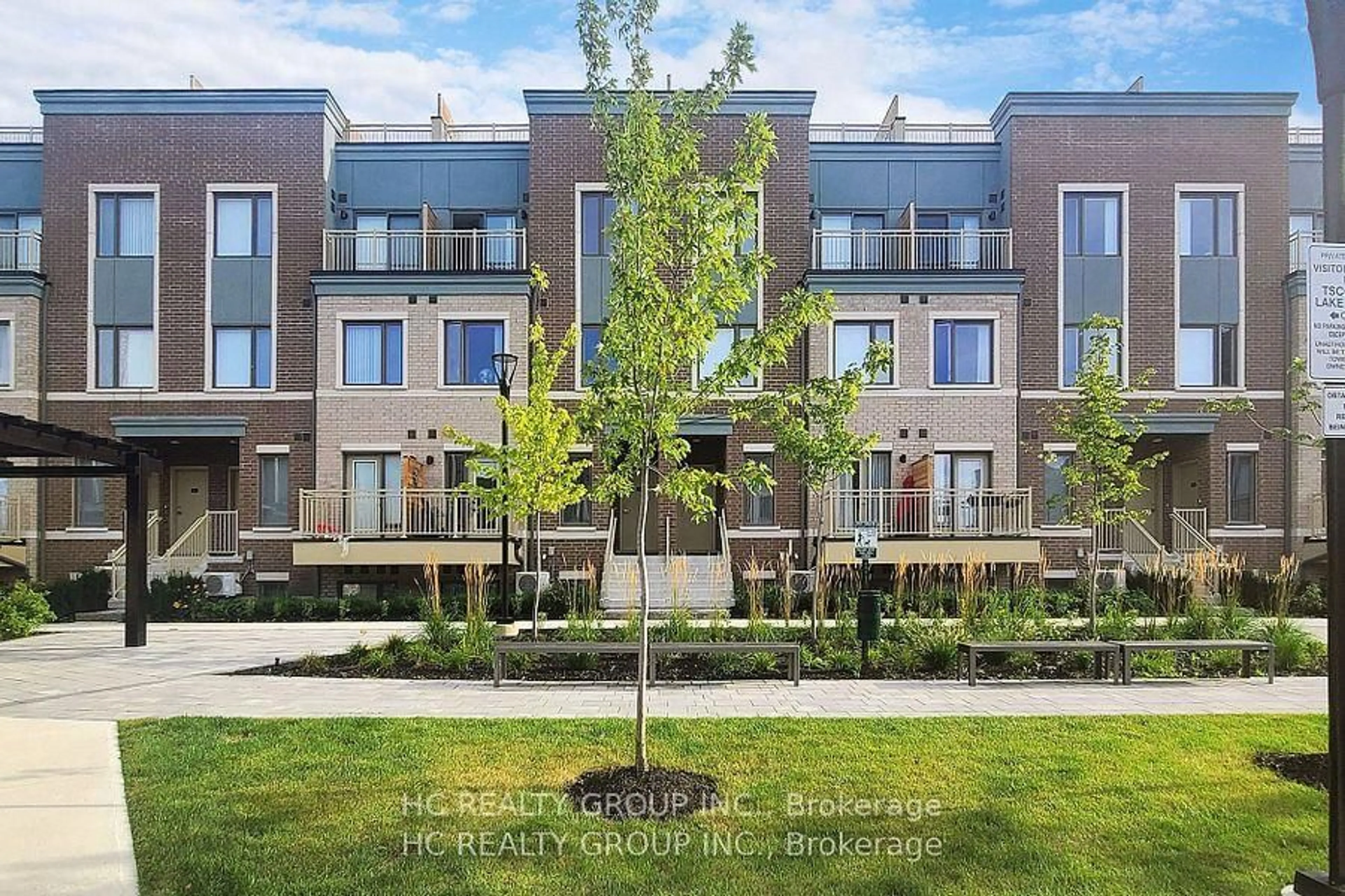 A pic from outside/outdoor area/front of a property/back of a property/a pic from drone, street for 15 William Jackson Way #31, Toronto Ontario M8V 0J5