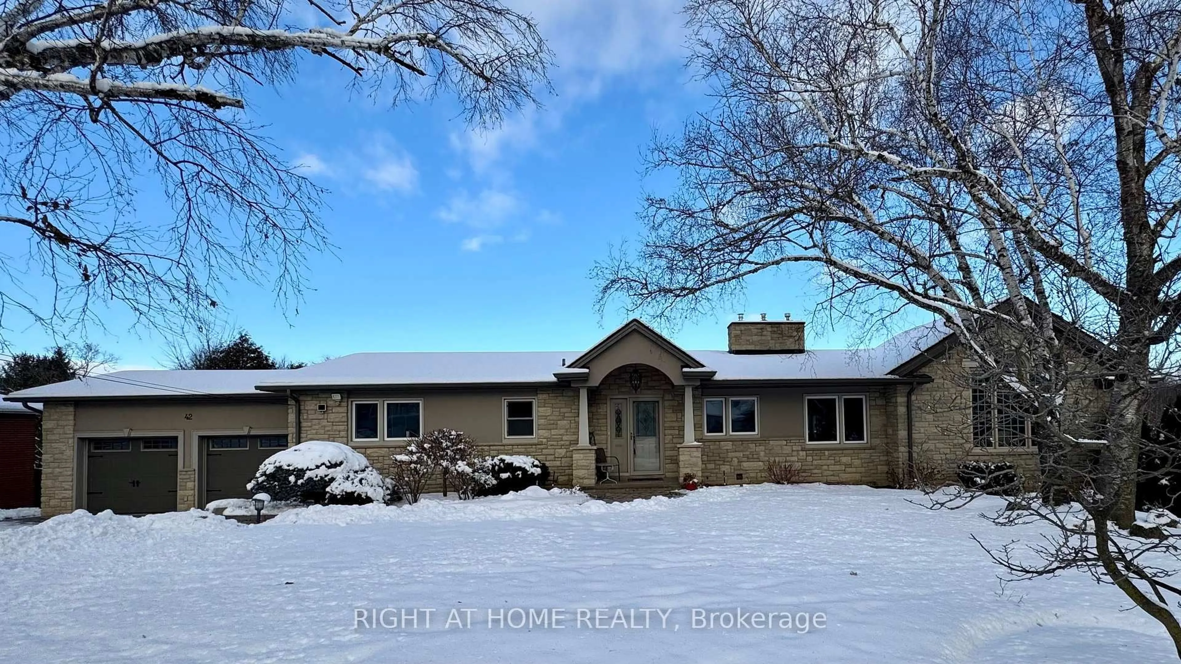 Unknown for 42 Valleyview Rd, Brampton Ontario L6Z 4P9