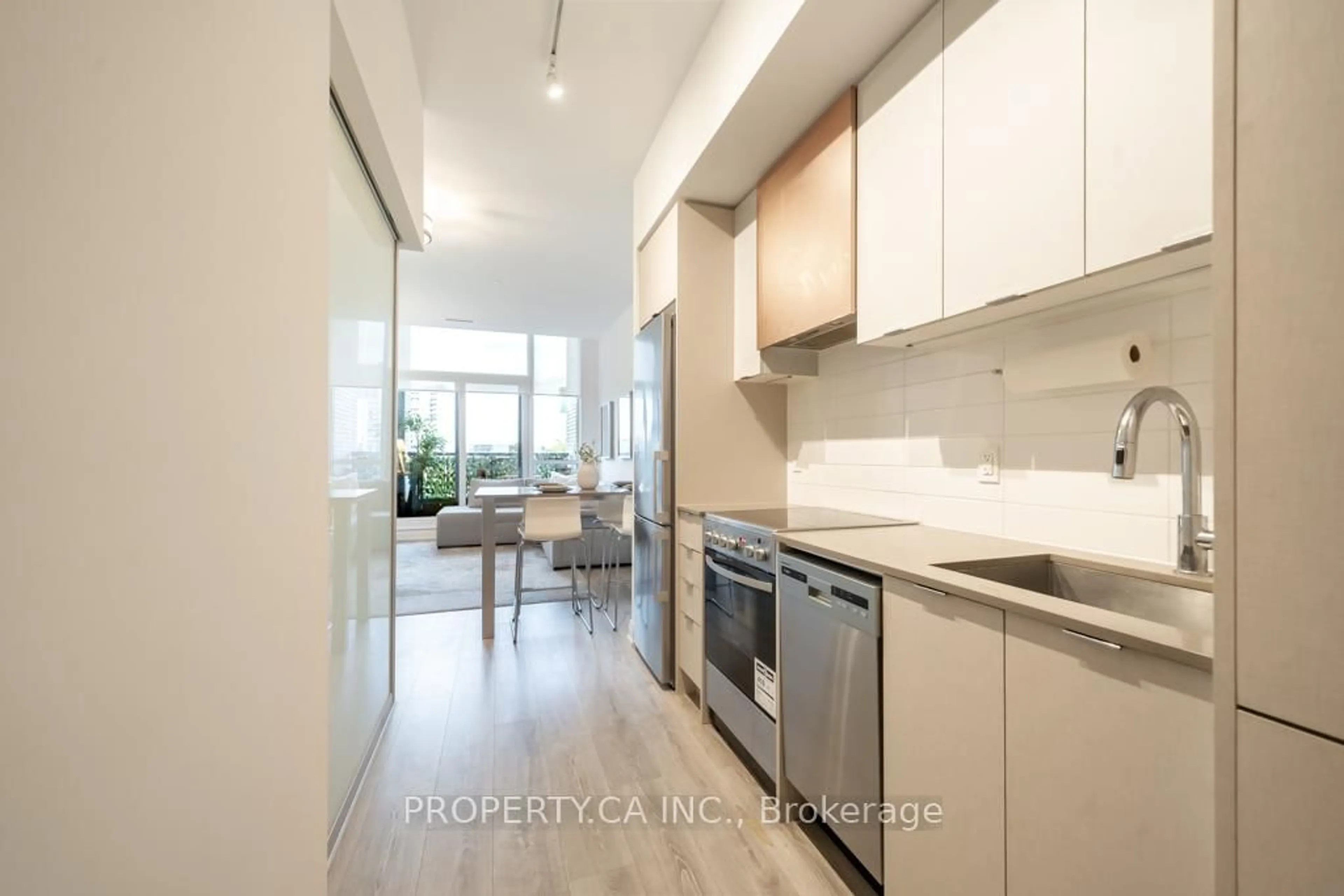 Unknown for 10 Gibbs Rd #304, Toronto Ontario M9B 0E2