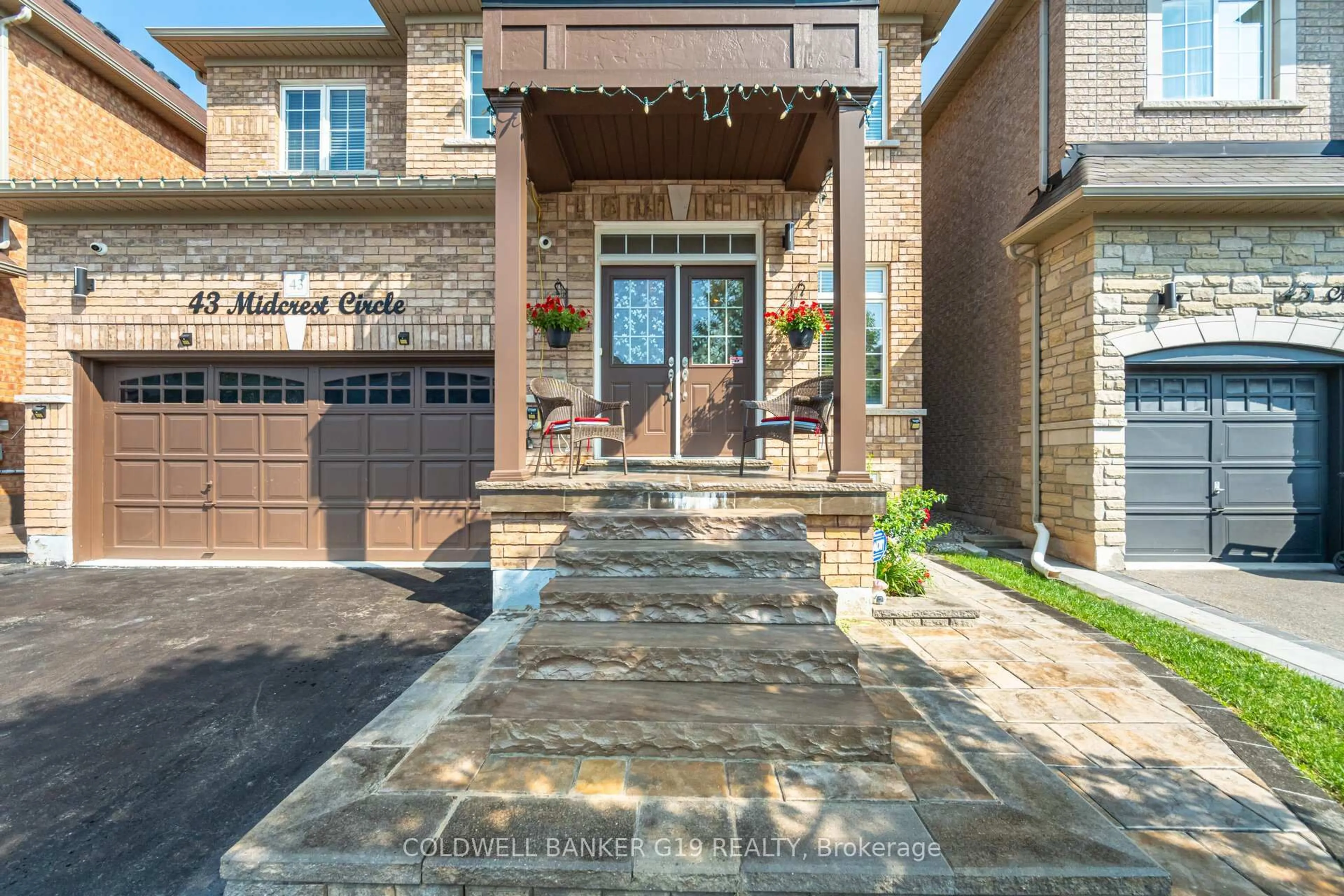 Home with brick exterior material, street for 43 Midcrest Circ, Brampton Ontario L6Y 0W6