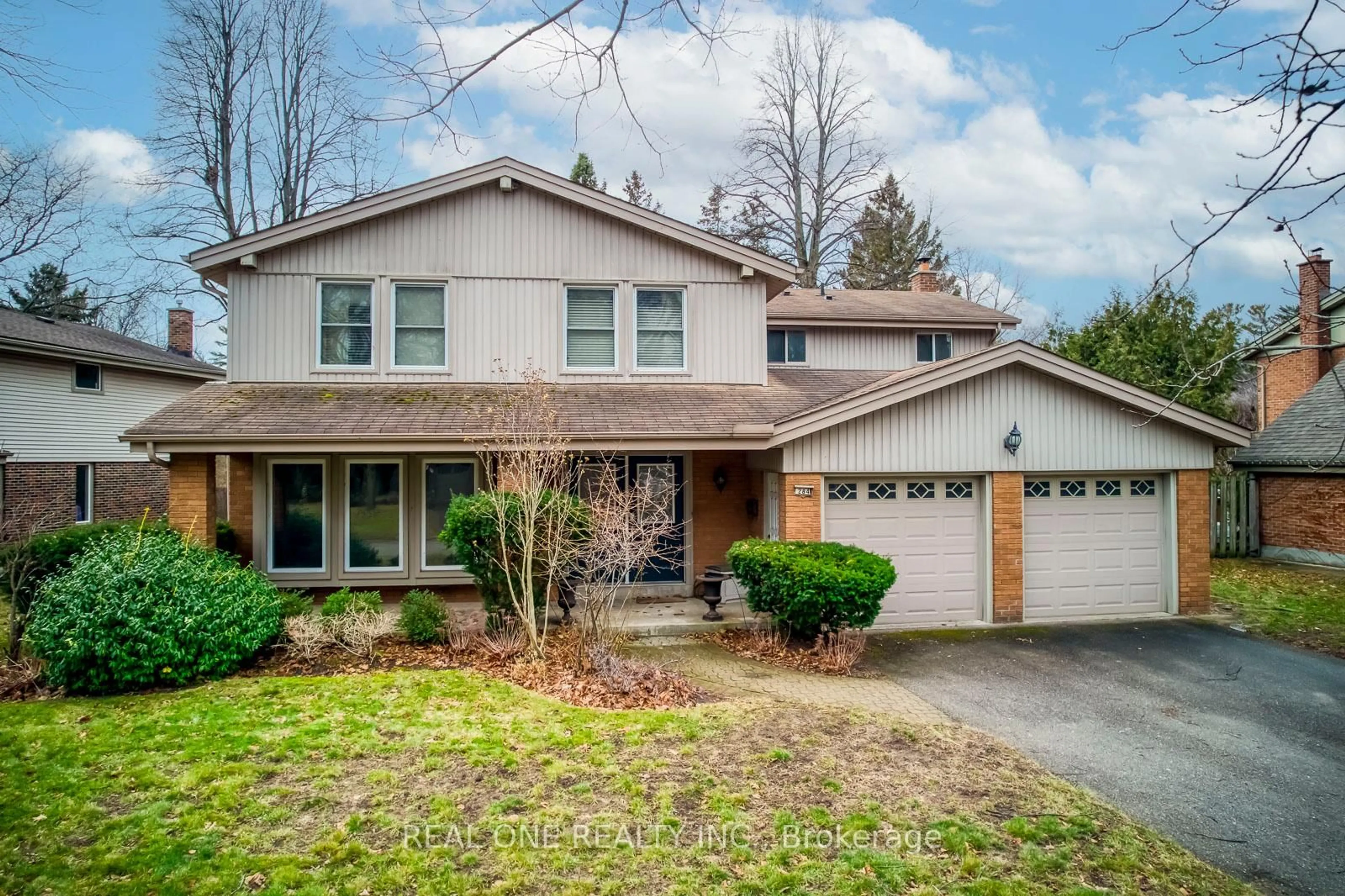 Home with brick exterior material, street for 284 Beechfield Rd, Oakville Ontario L6J 5H7