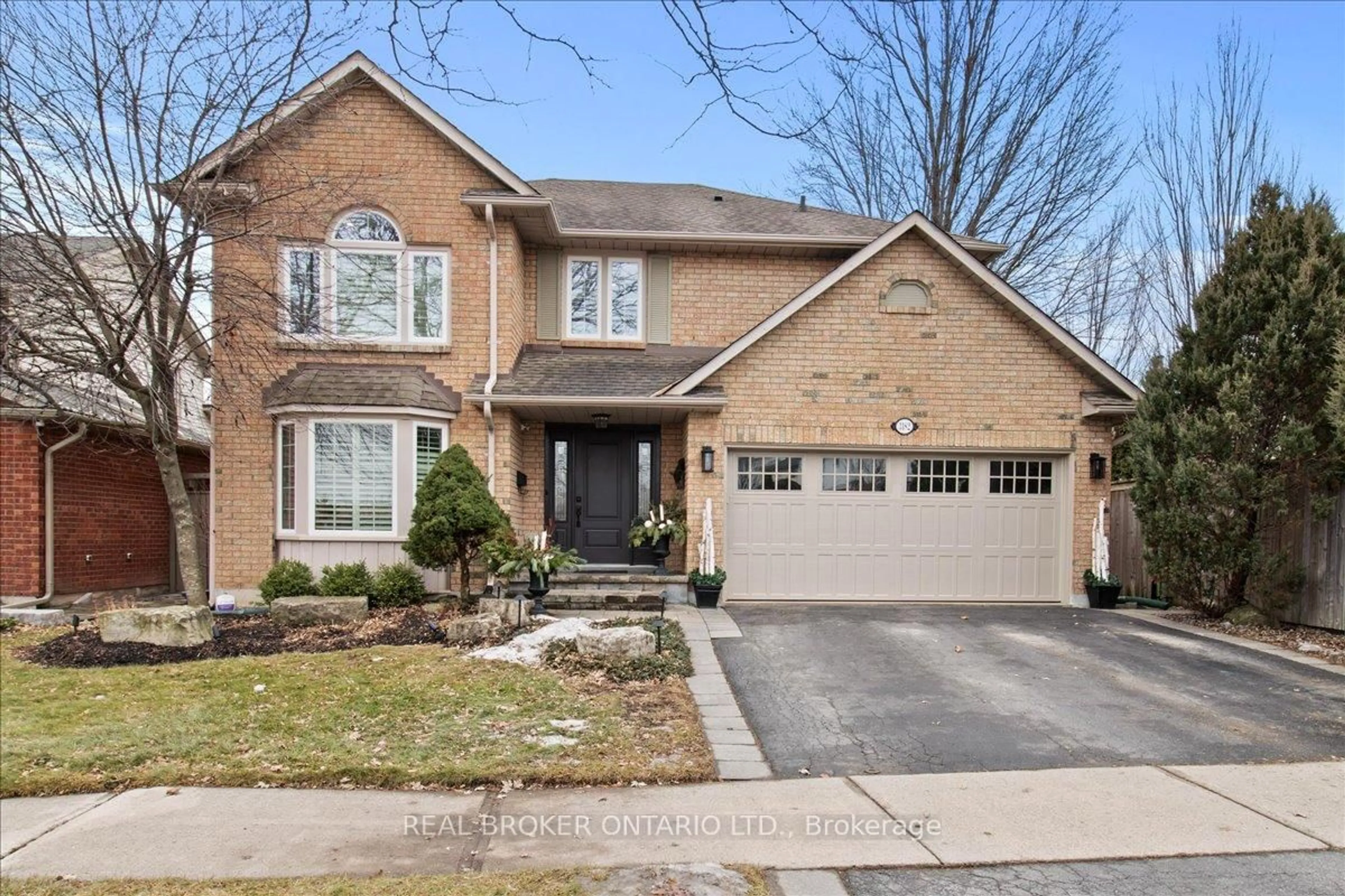Home with brick exterior material, street for 3182 Tania Cres, Burlington Ontario L7M 3M7