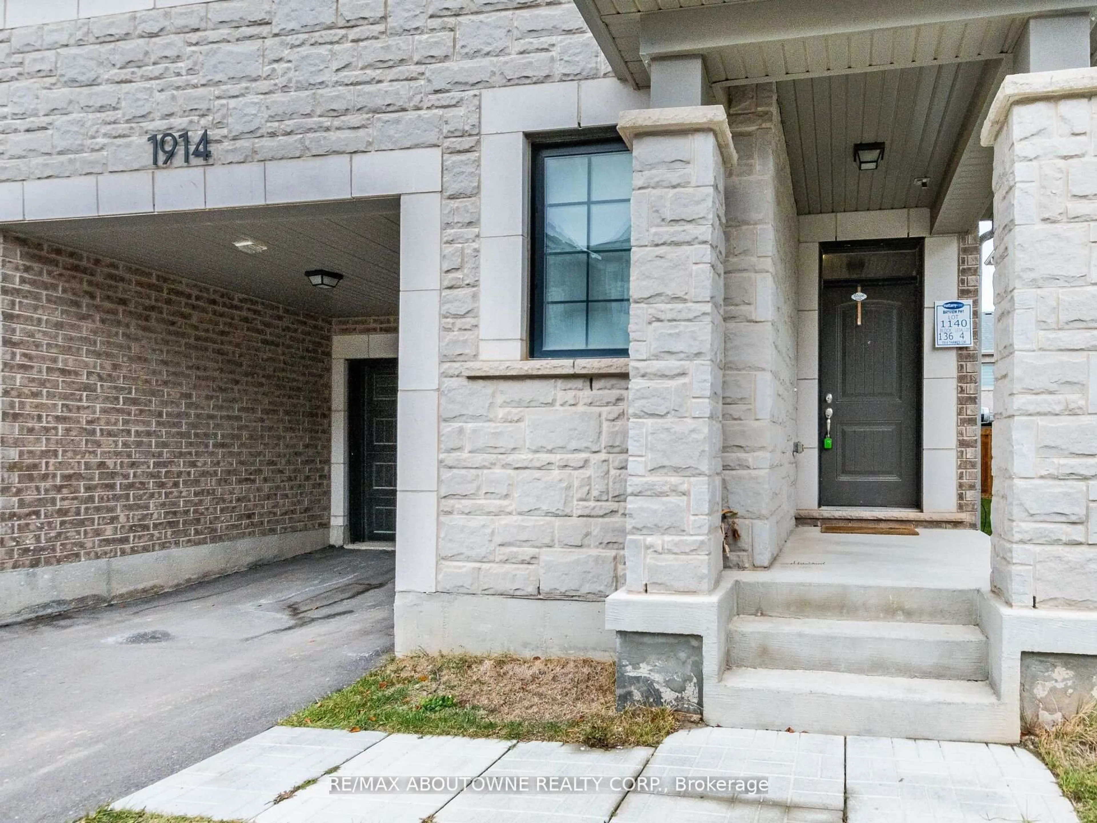 Unknown for 1914 Thames Circ, Milton Ontario L9E 1Y9