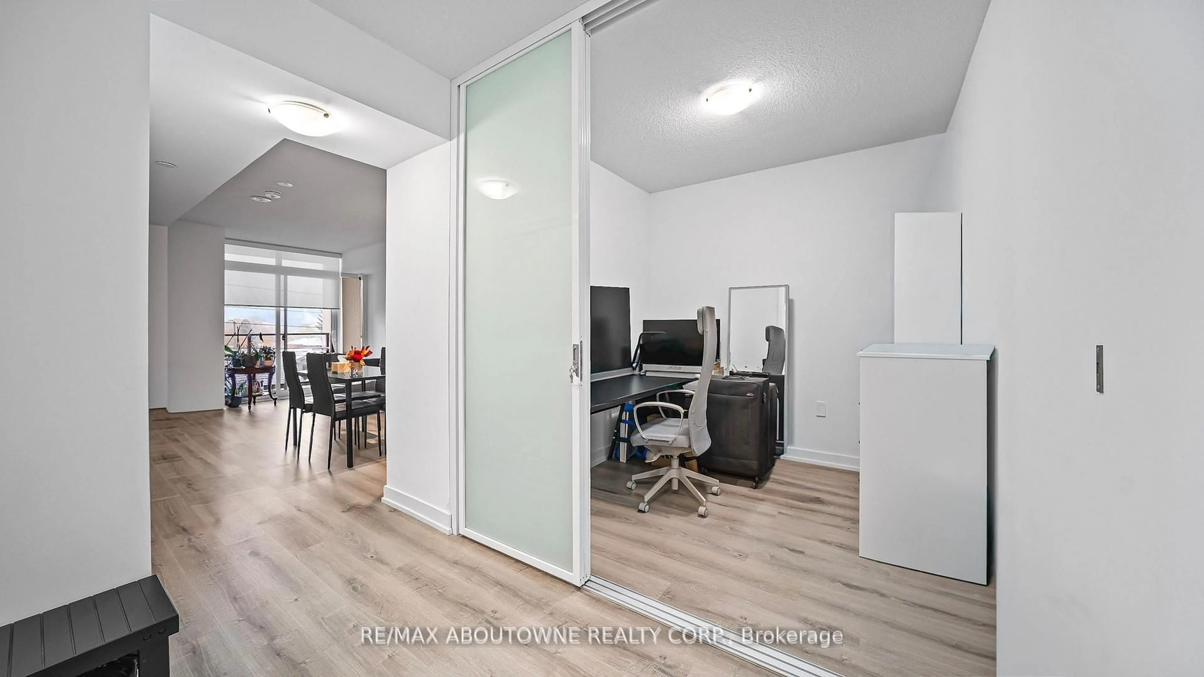 Unknown for 556 Marlee Ave #412, Toronto Ontario M6B 0B1