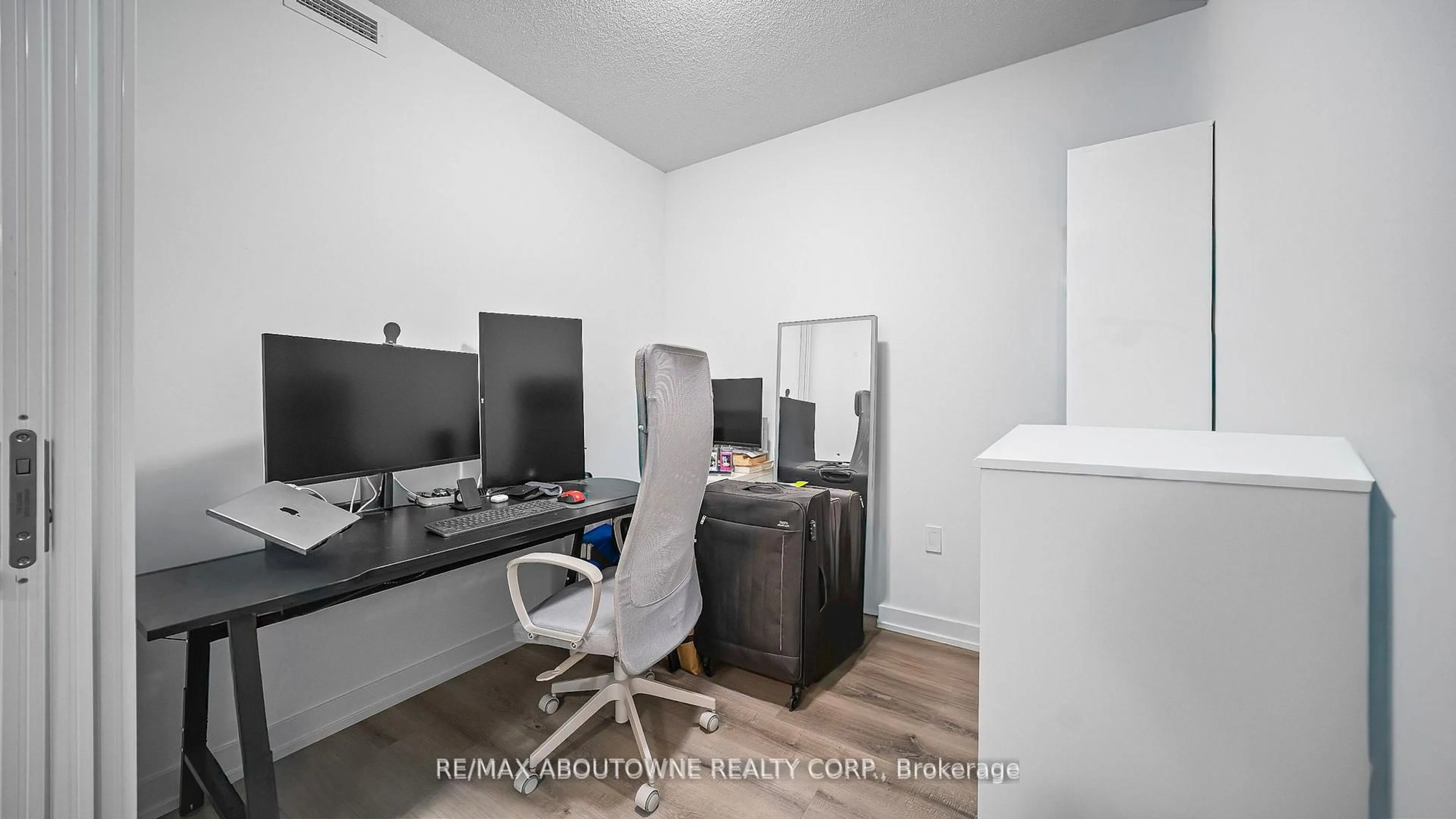 A pic of a room for 556 Marlee Ave #412, Toronto Ontario M6B 0B1