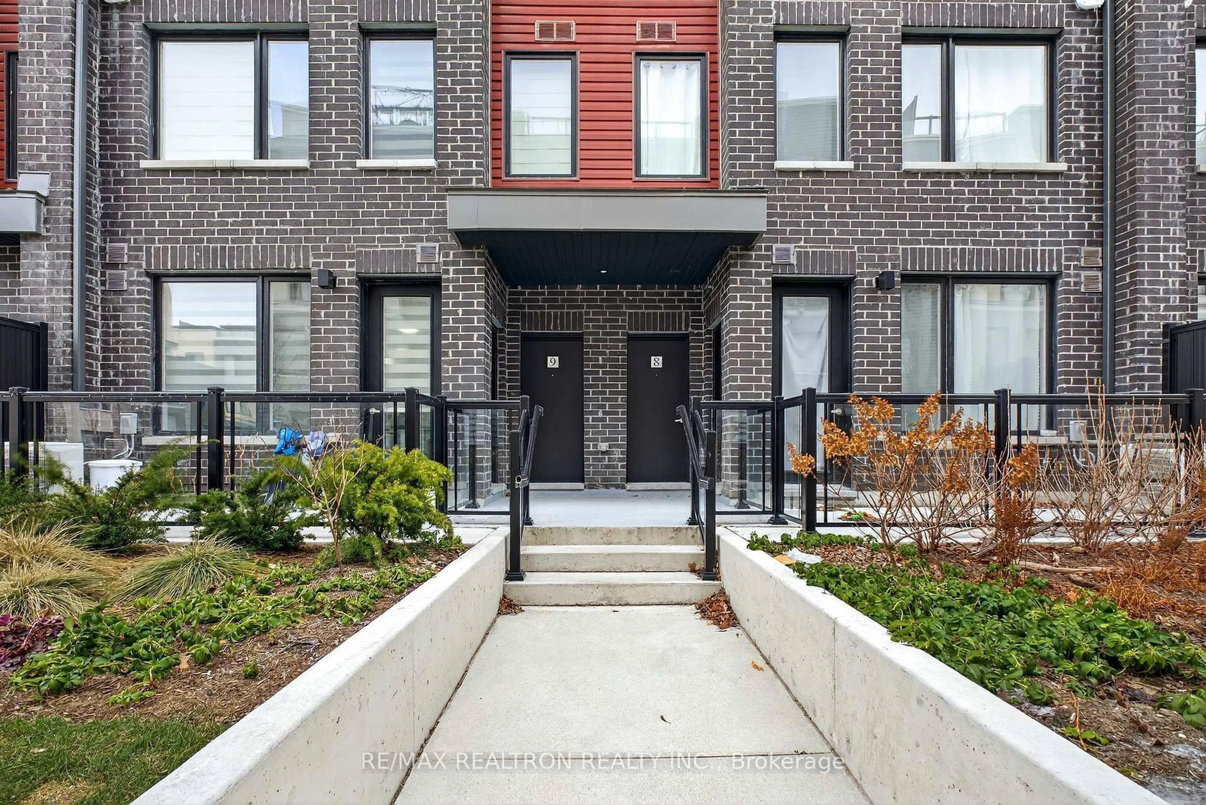 Unknown for 3560 Colonial Dr, Mississauga Ontario L5L 0C1