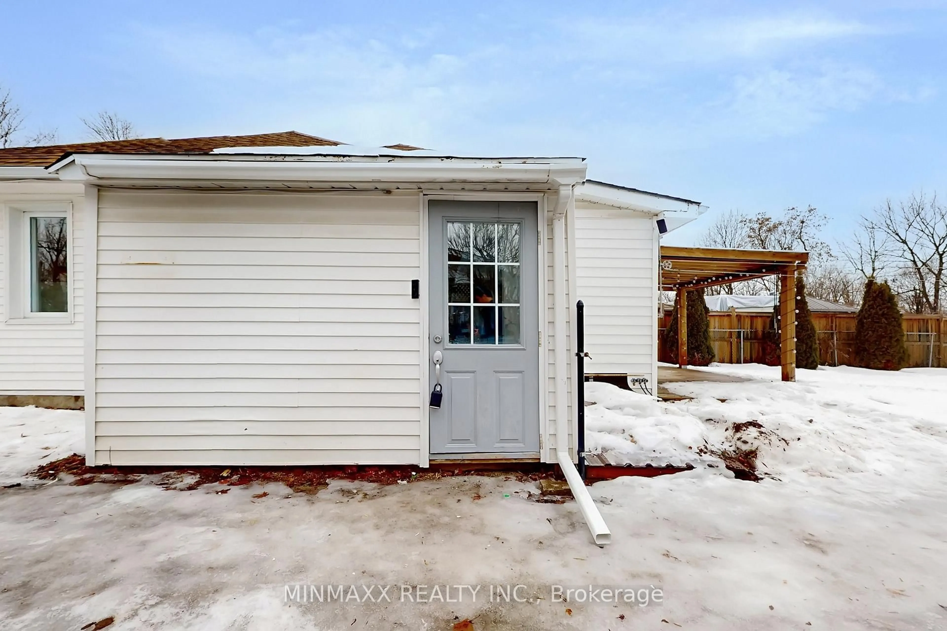 Unknown for 127 POPLAR Ave, Halton Hills Ontario L7J 2E3