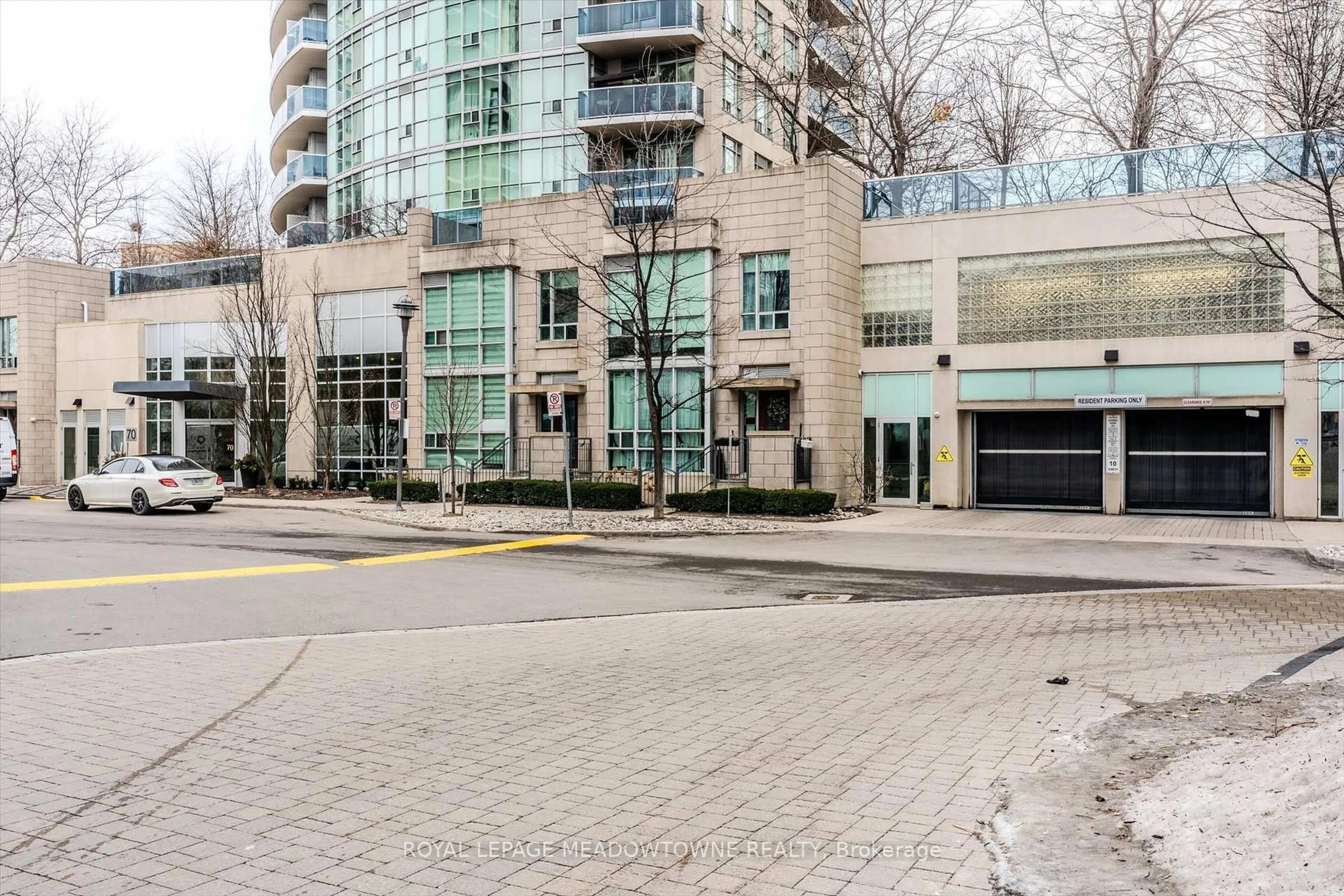 Patio, street for 70 Absolute Ave #2906, Mississauga Ontario L4Z 0A4