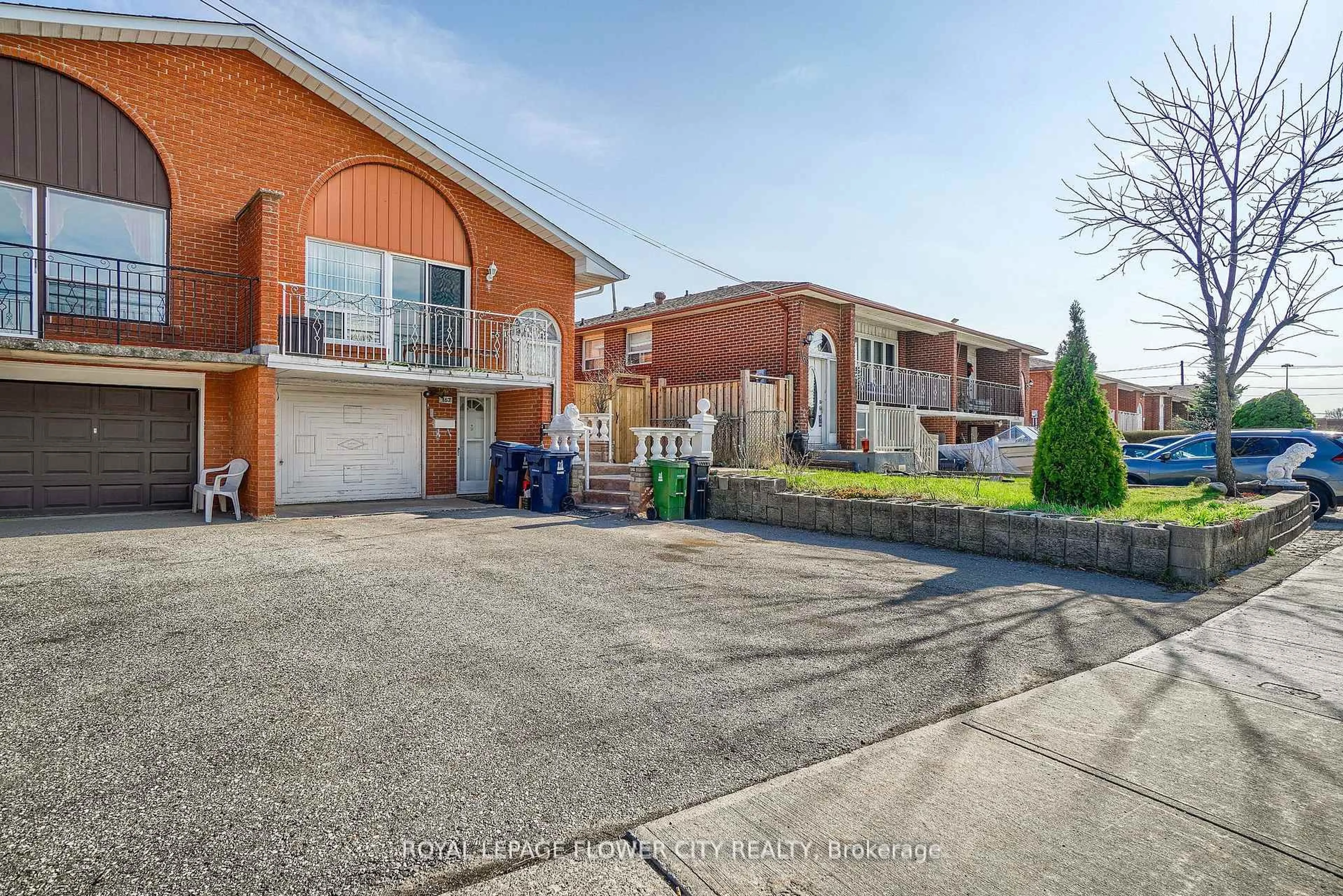 Unknown for 167 SHOREHAM Dr, Toronto Ontario M3N 1T3