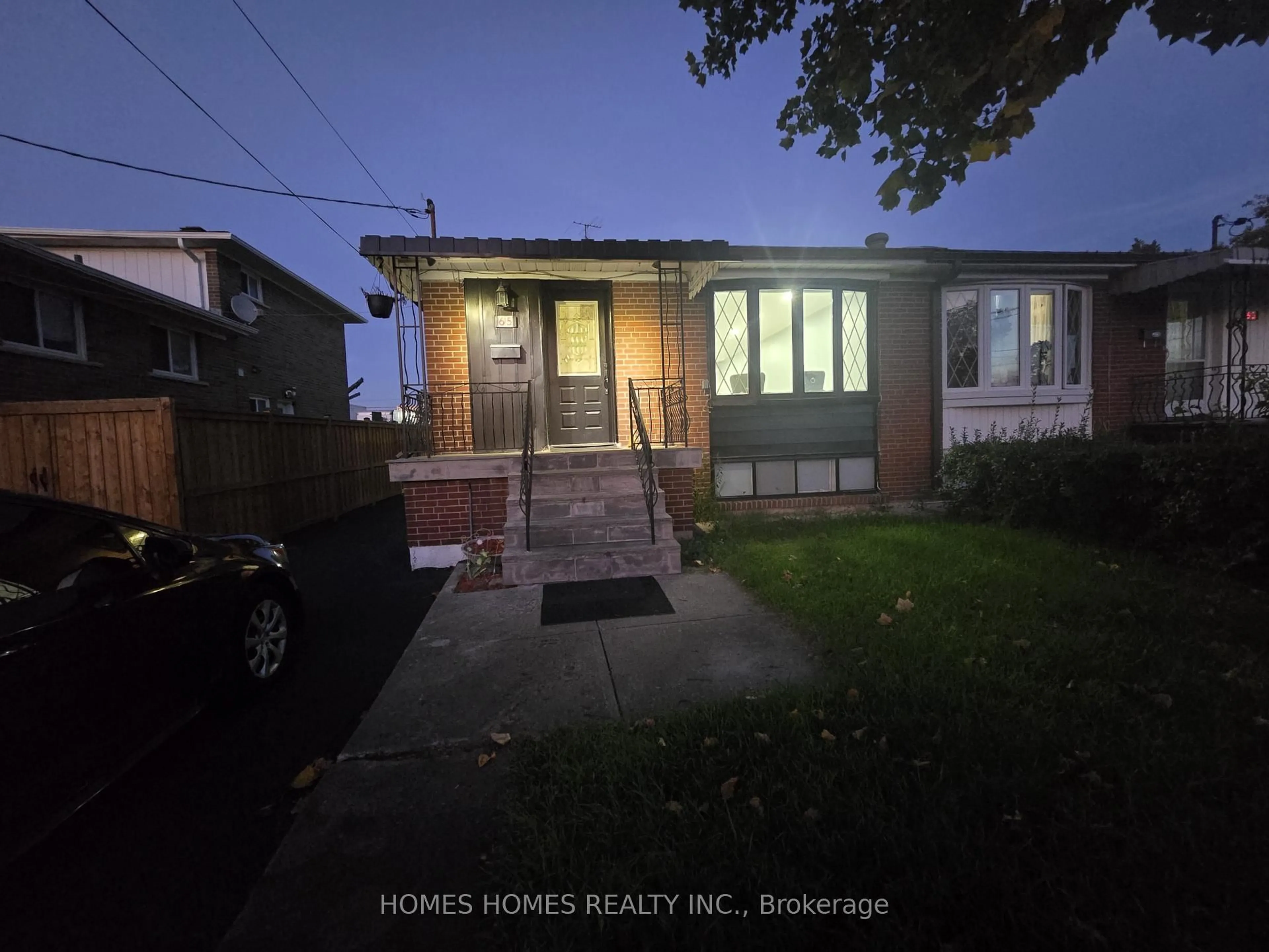 Unknown for 65 Elnathan Cres, Toronto Ontario M9L 2G2