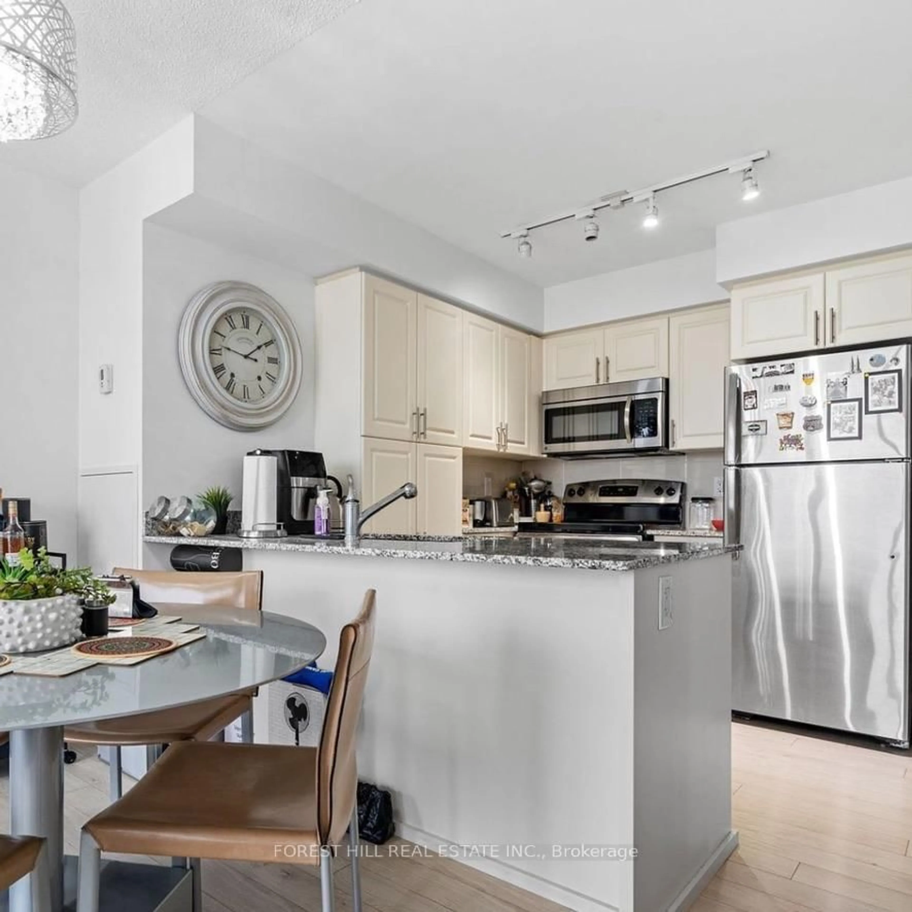 Open concept kitchen, ceramic/tile floor for 830 Lawrence Ave #2502, Toronto Ontario M6A 1C3