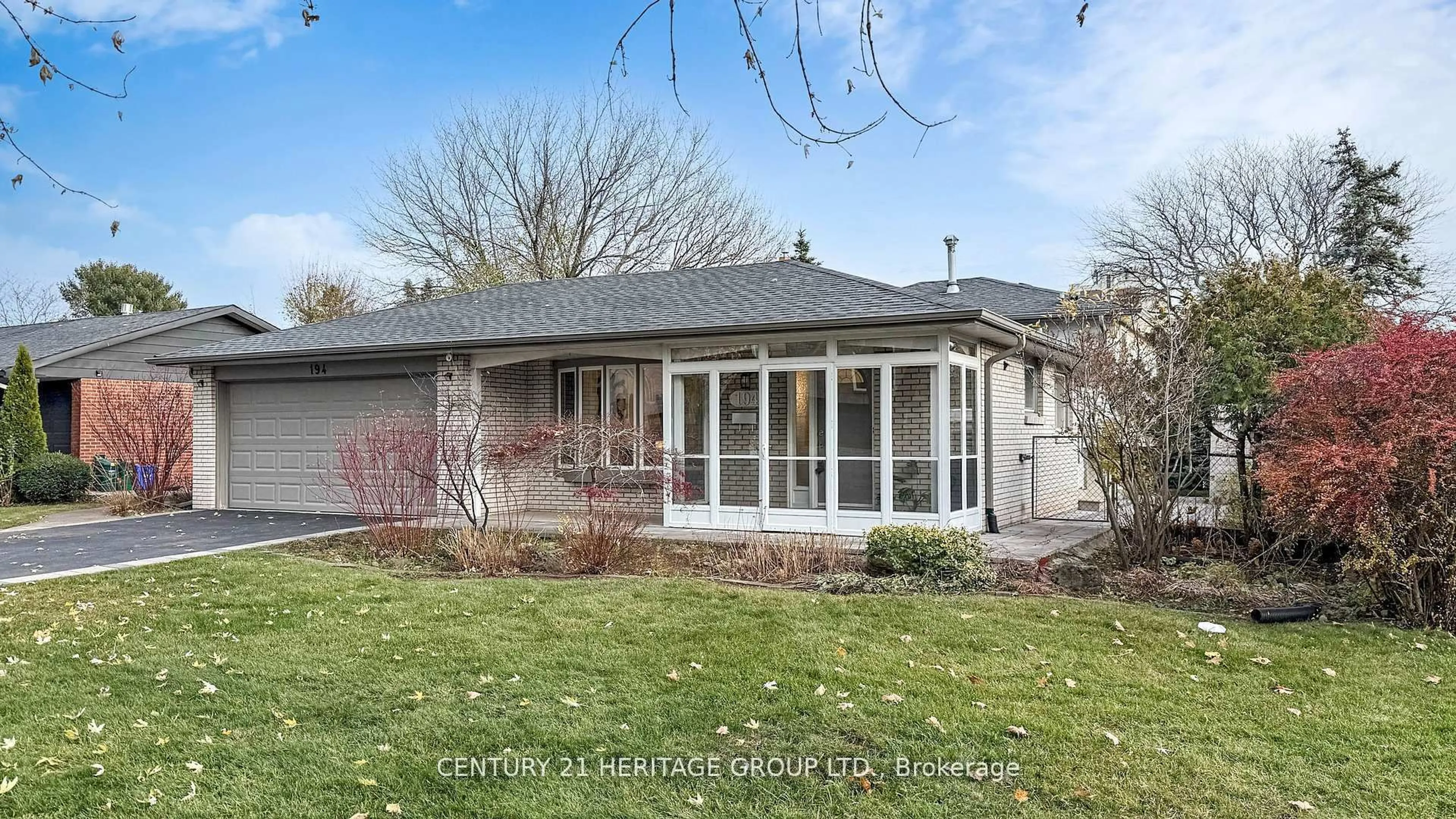 Home with brick exterior material, street for 194 Sewell Dr, Oakville Ontario L6H 1E4