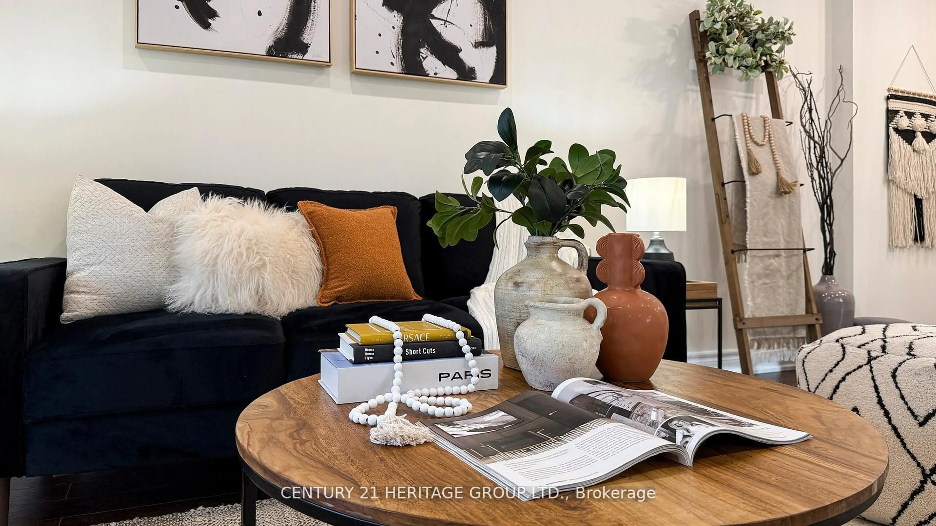 Living room with furniture, wood/laminate floor for 194 Sewell Dr, Oakville Ontario L6H 1E4