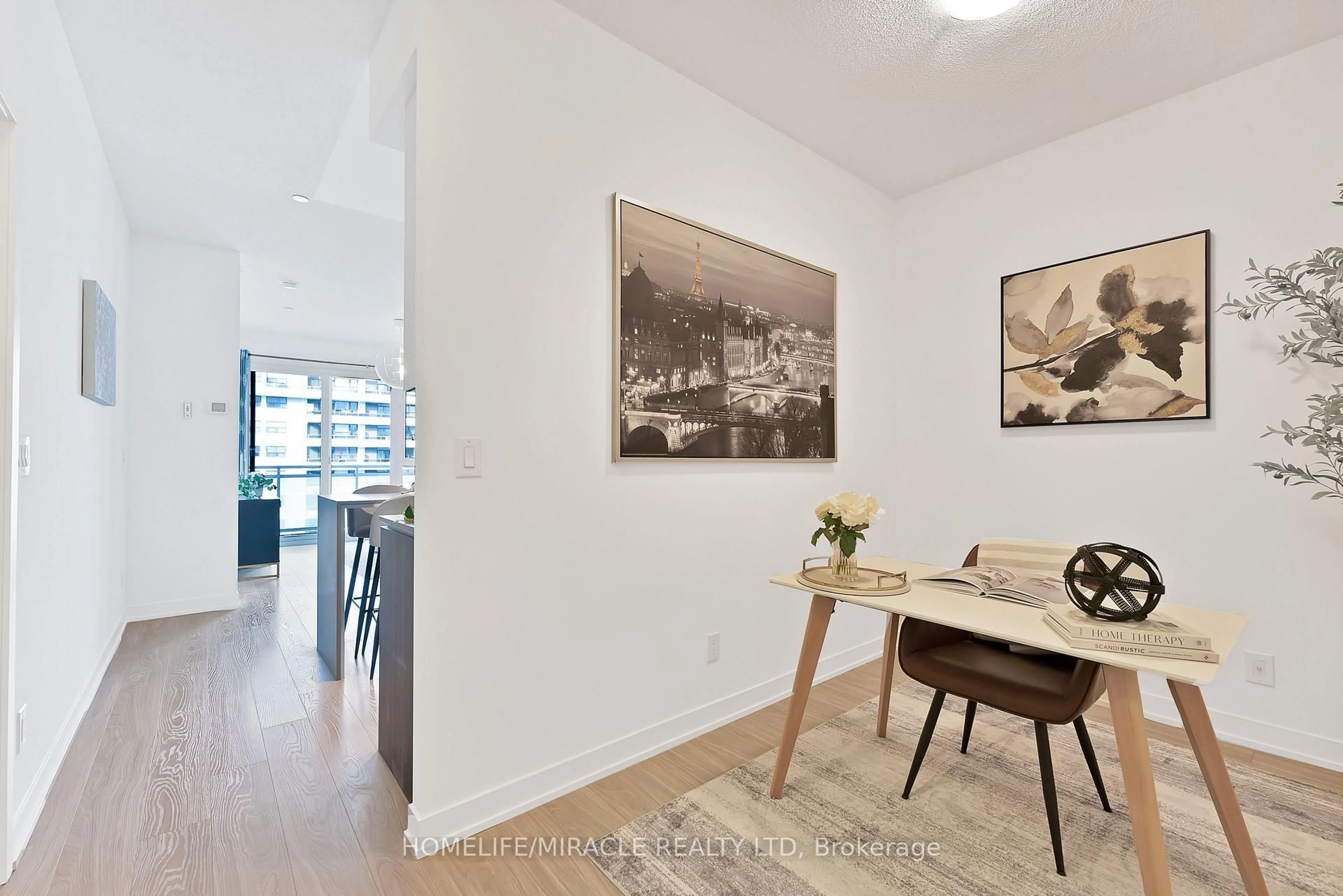 Unknown for 1830 Bloor St #1218, Toronto Ontario M6P 3K8