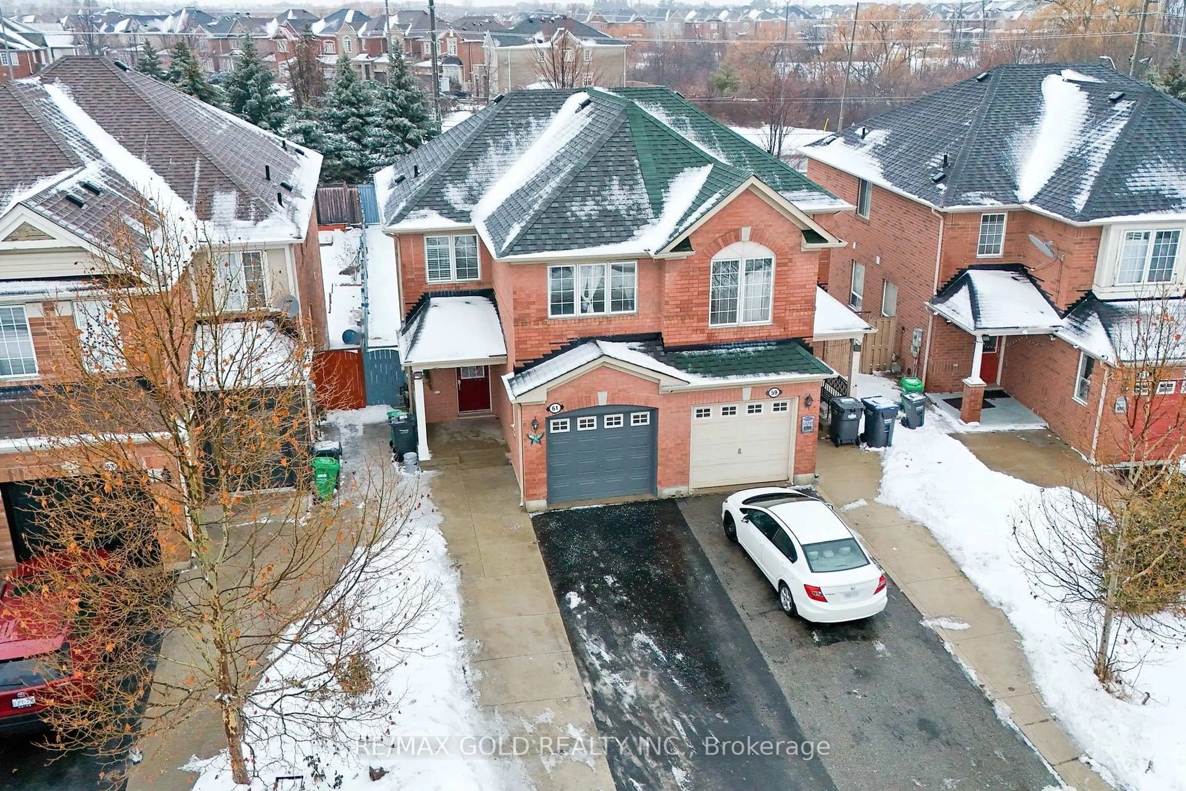 A pic from outside/outdoor area/front of a property/back of a property/a pic from drone, street for 61 Bottomwood St, Brampton Ontario L6S 0A4