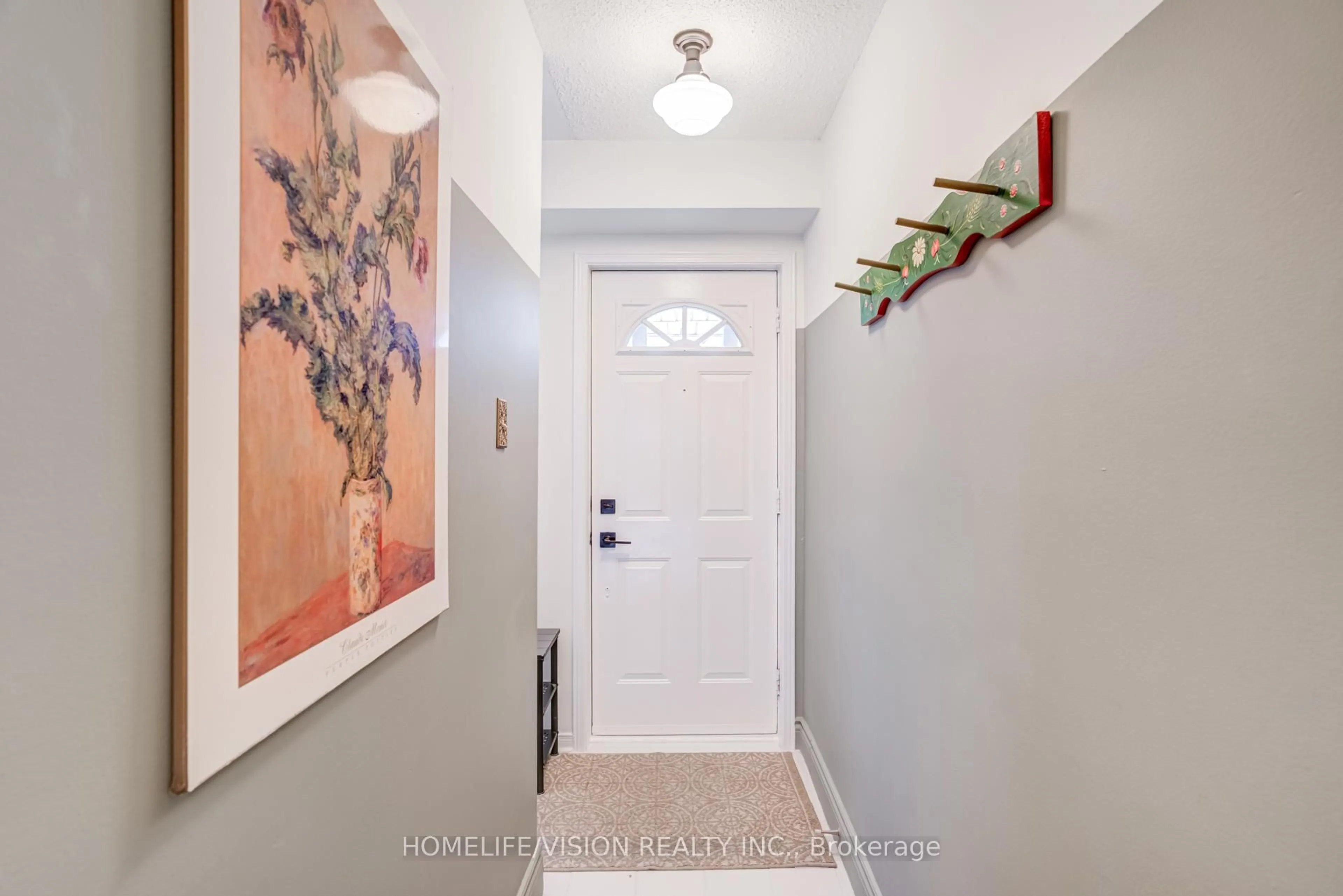 Indoor entryway for 2205 South Millway #59, Mississauga Ontario L5L 3T2