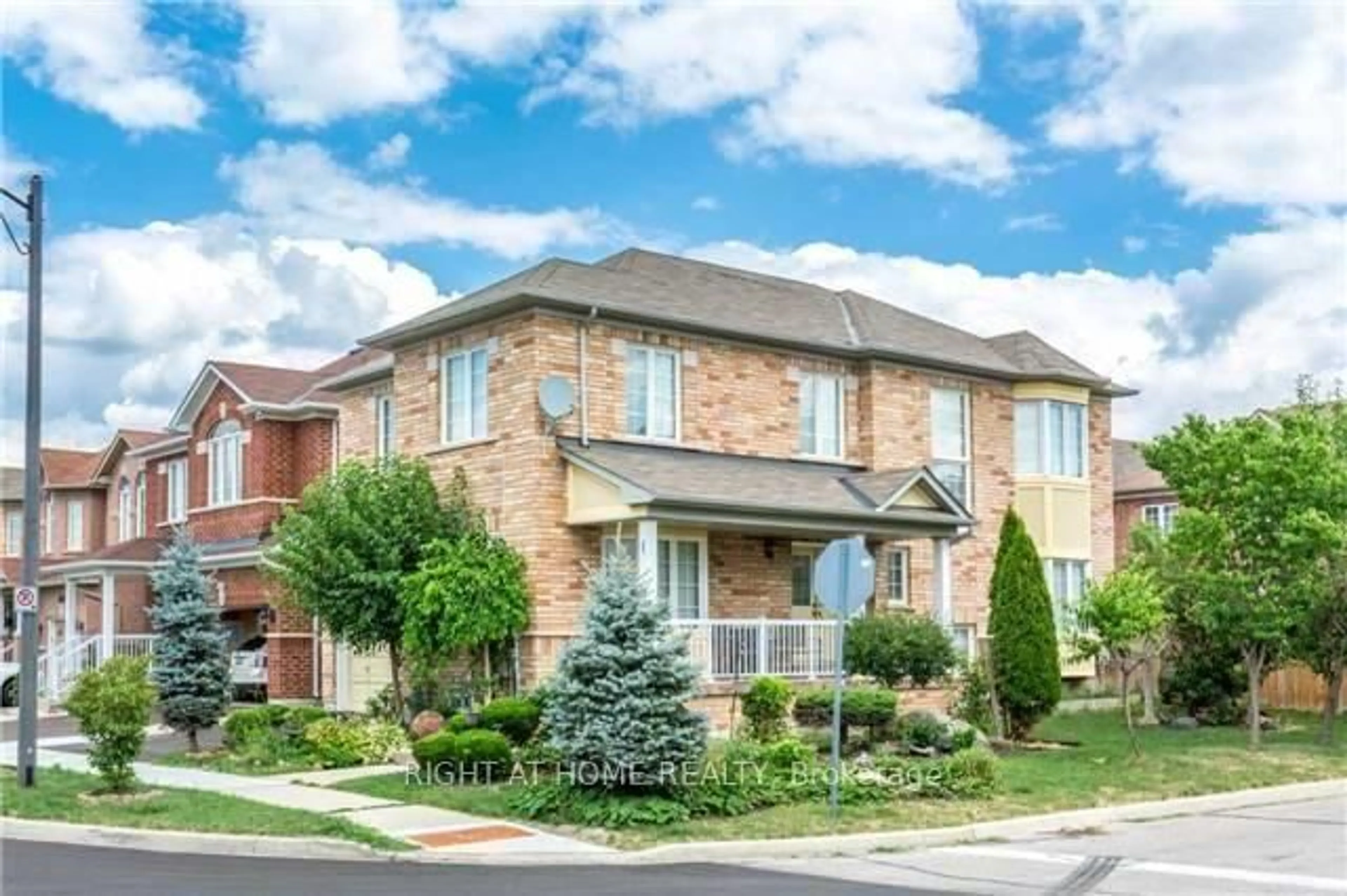 Home with brick exterior material, street for 1074 Mccuaig Dr, Milton Ontario L9T 6T2