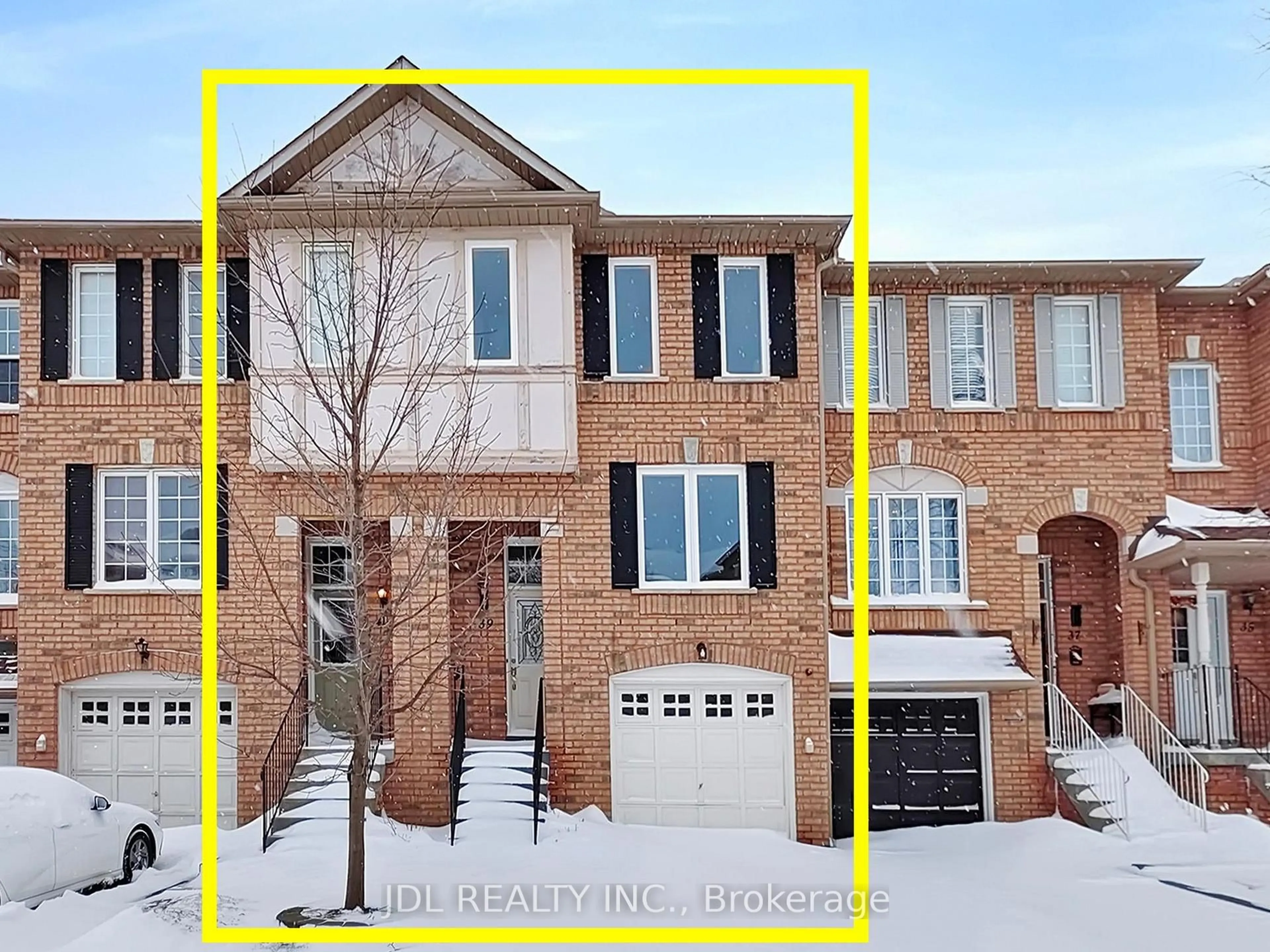 Home with brick exterior material, street for 2 Clay Brick Crt #39, Brampton Ontario L6V 4M7