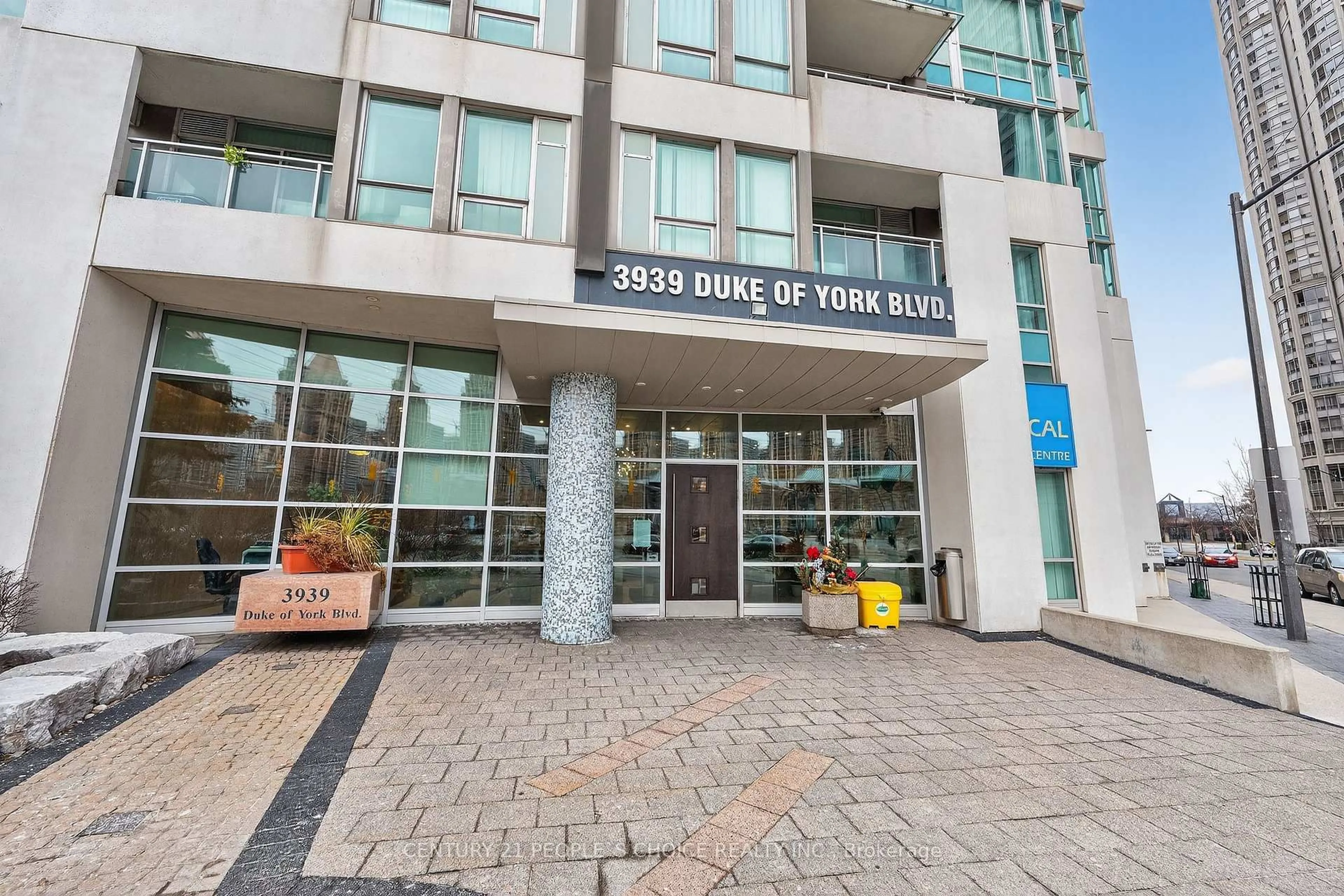 Indoor foyer for 3939 Duke Of York Blvd #3008, Mississauga Ontario L5B 4N2