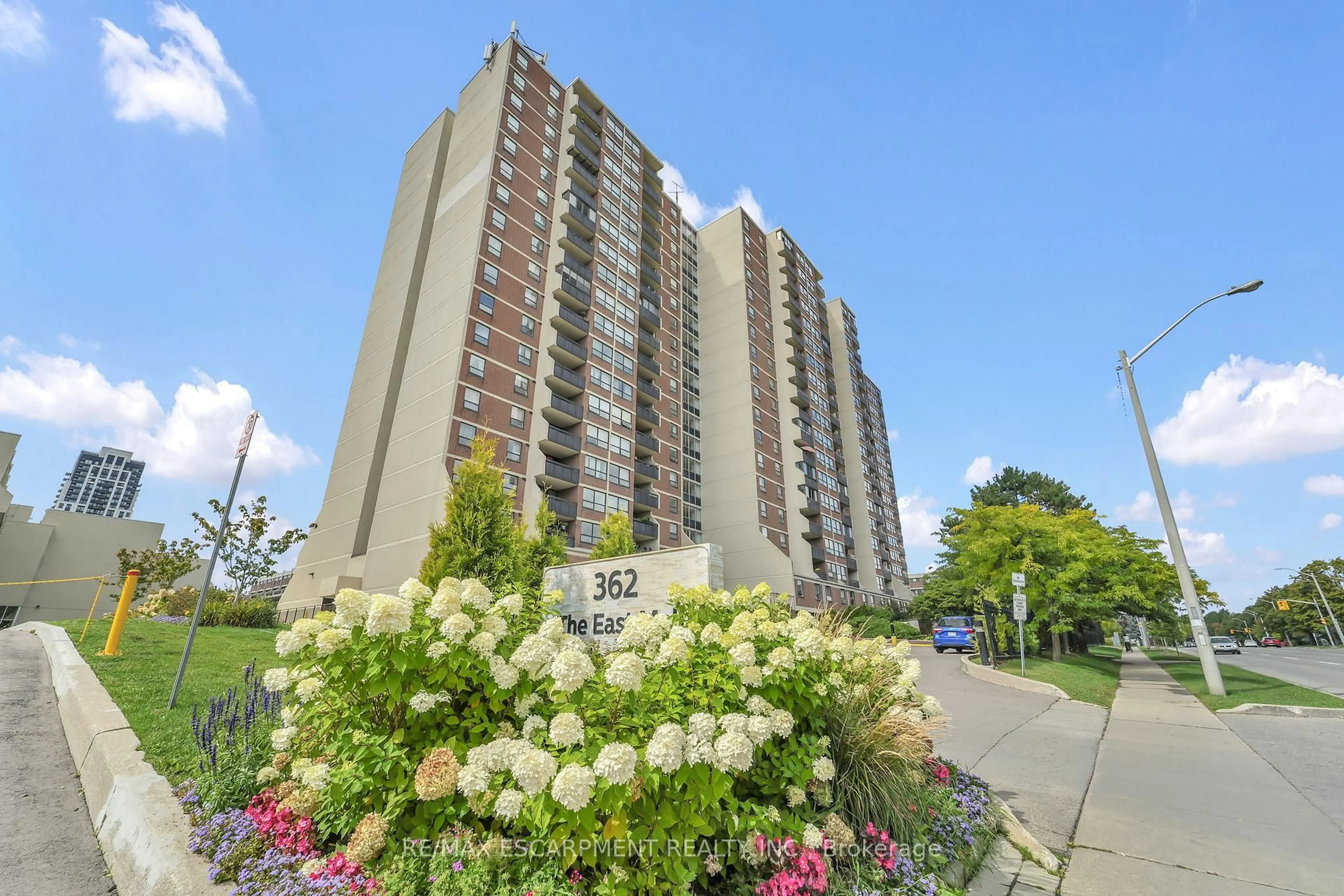 Unknown for 362 The East Mall #806, Toronto Ontario M9B 6C4