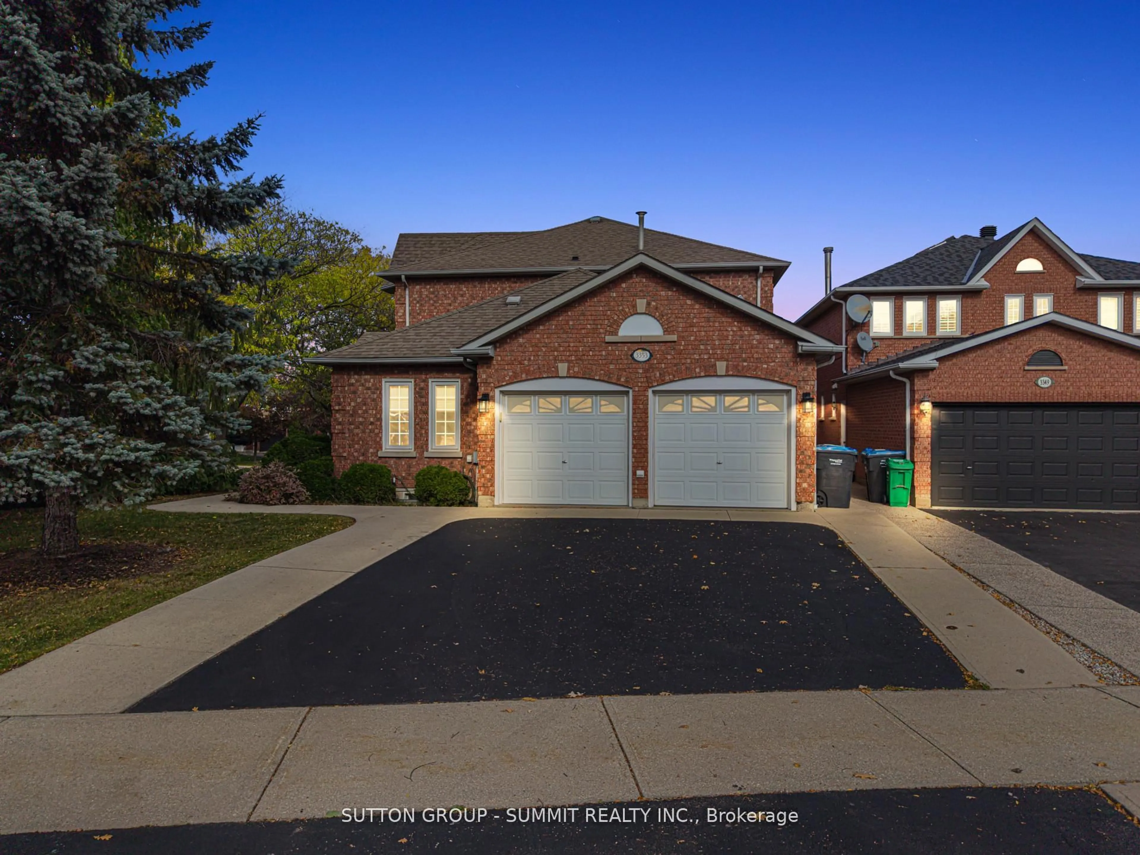 Home with brick exterior material, street for 3353 Loyalist Dr, Mississauga Ontario L5L 5T9