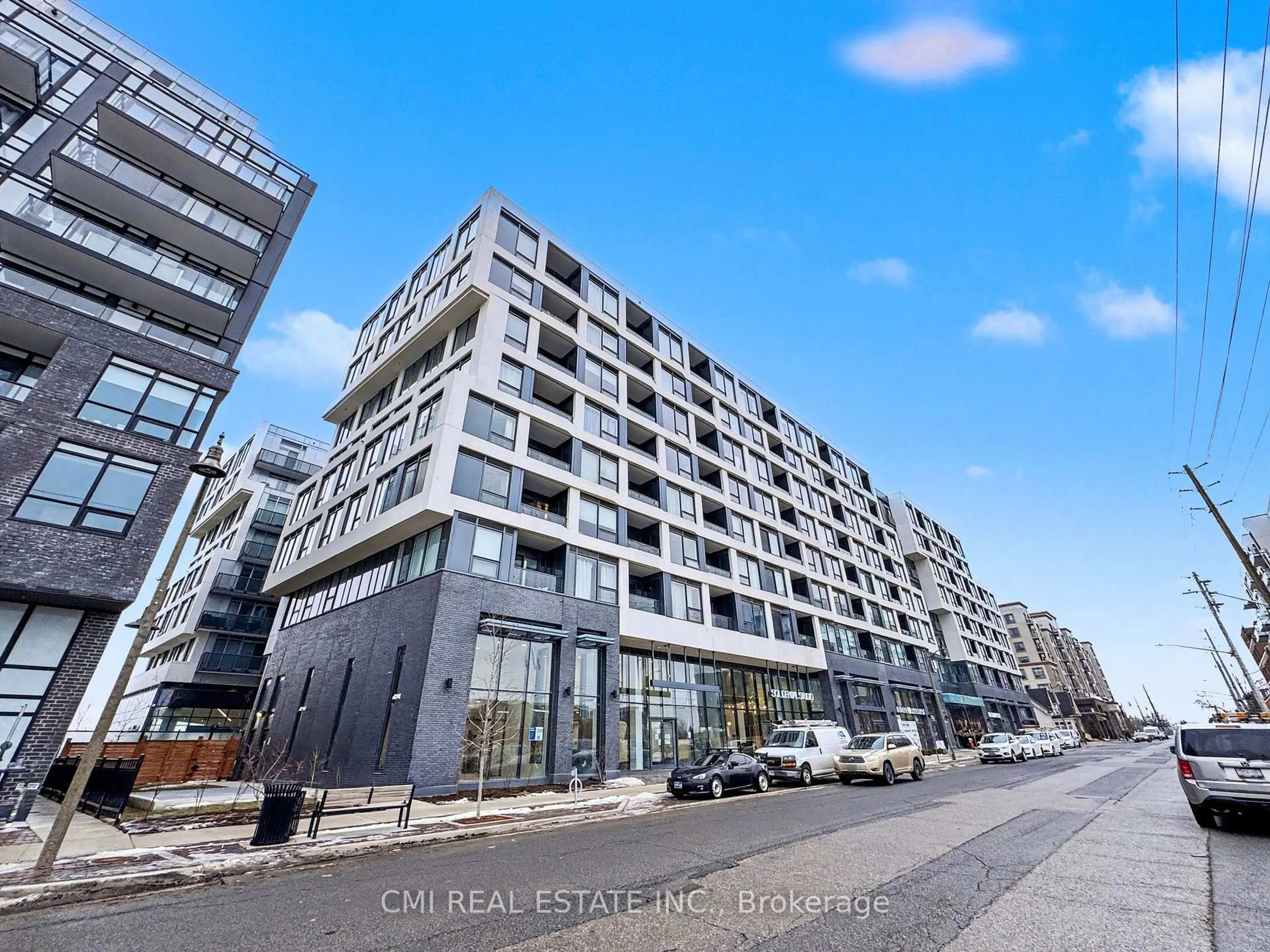 A pic from outside/outdoor area/front of a property/back of a property/a pic from drone, street for 2450 Old Bronte Rd #242, Oakville Ontario L6M 4J2