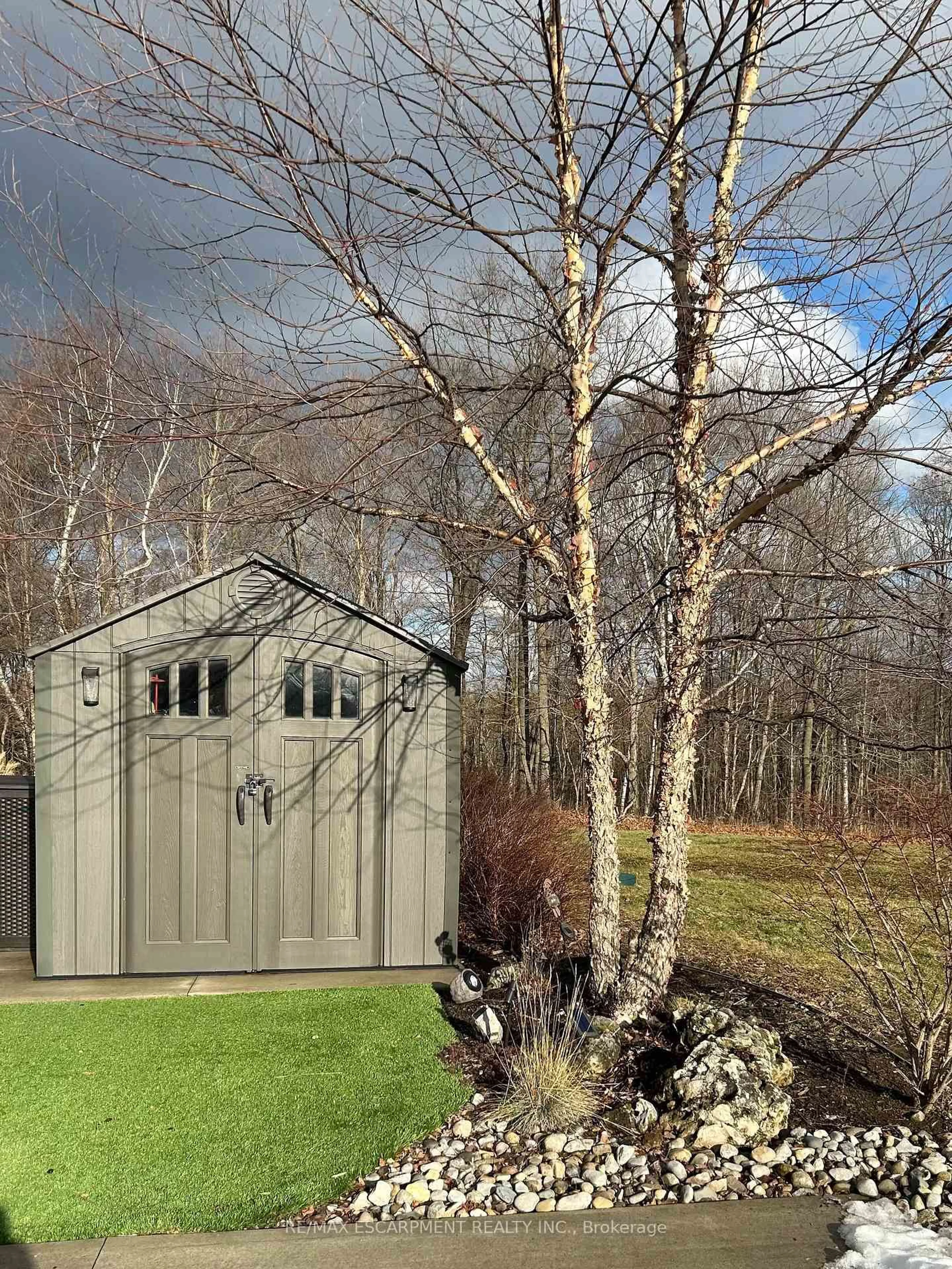 Shed for 4449 Milburough Line #2 Cedar Street, Burlington Ontario L7P 0C5