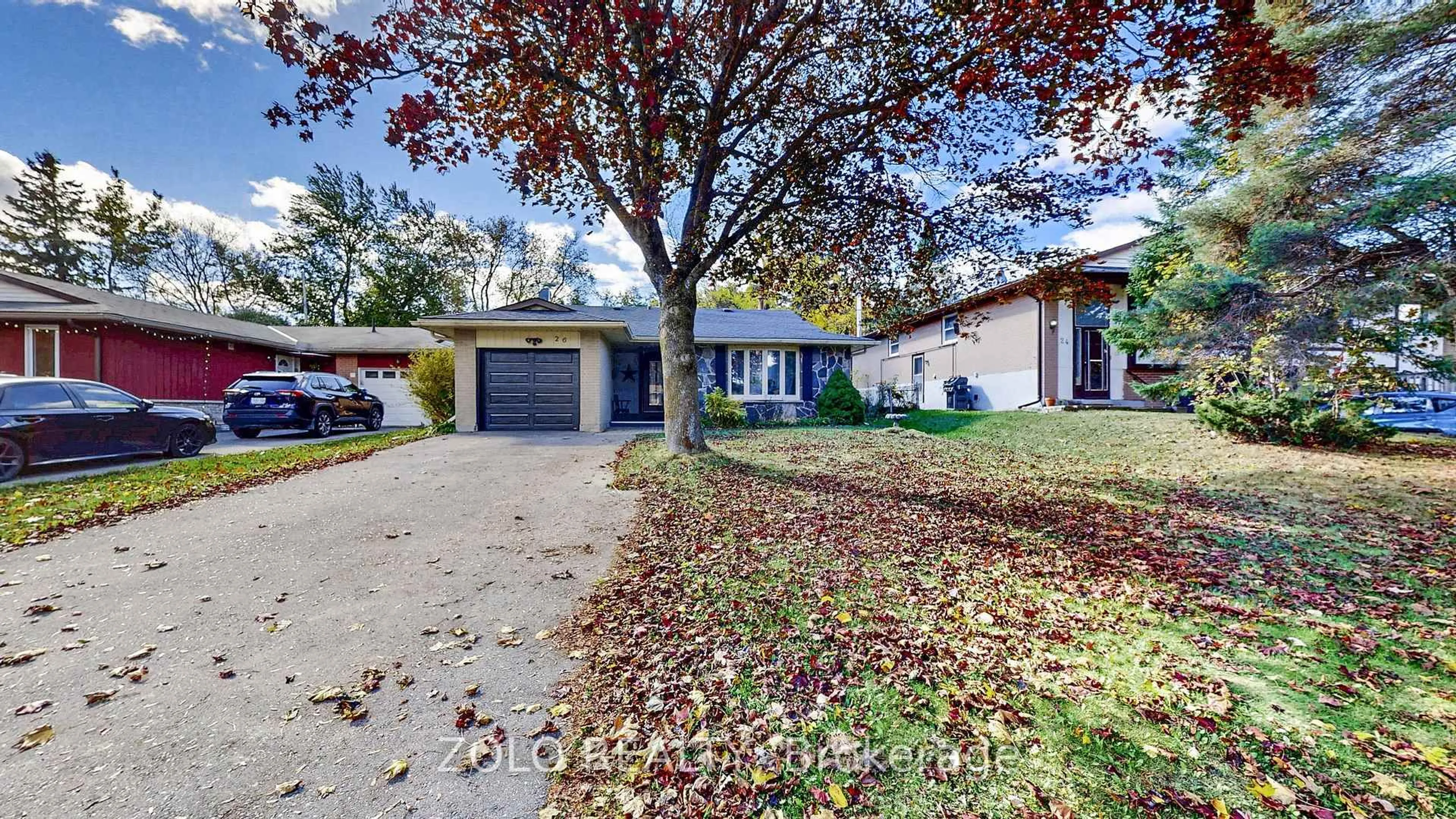 A pic from outside/outdoor area/front of a property/back of a property/a pic from drone, street for 26 Cardwell St, Orangeville Ontario L9W 2V6