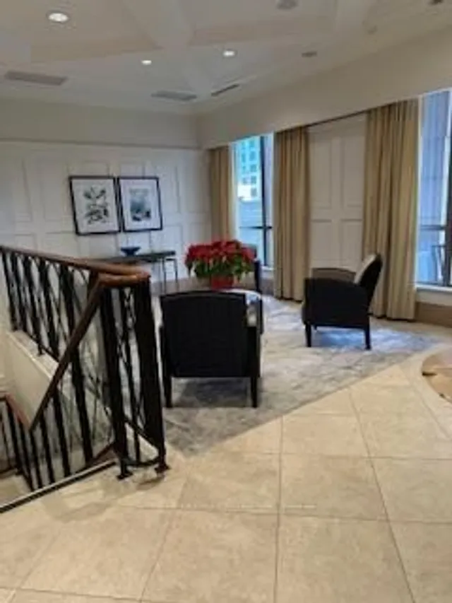 5229 Dundas St #609, Toronto 3