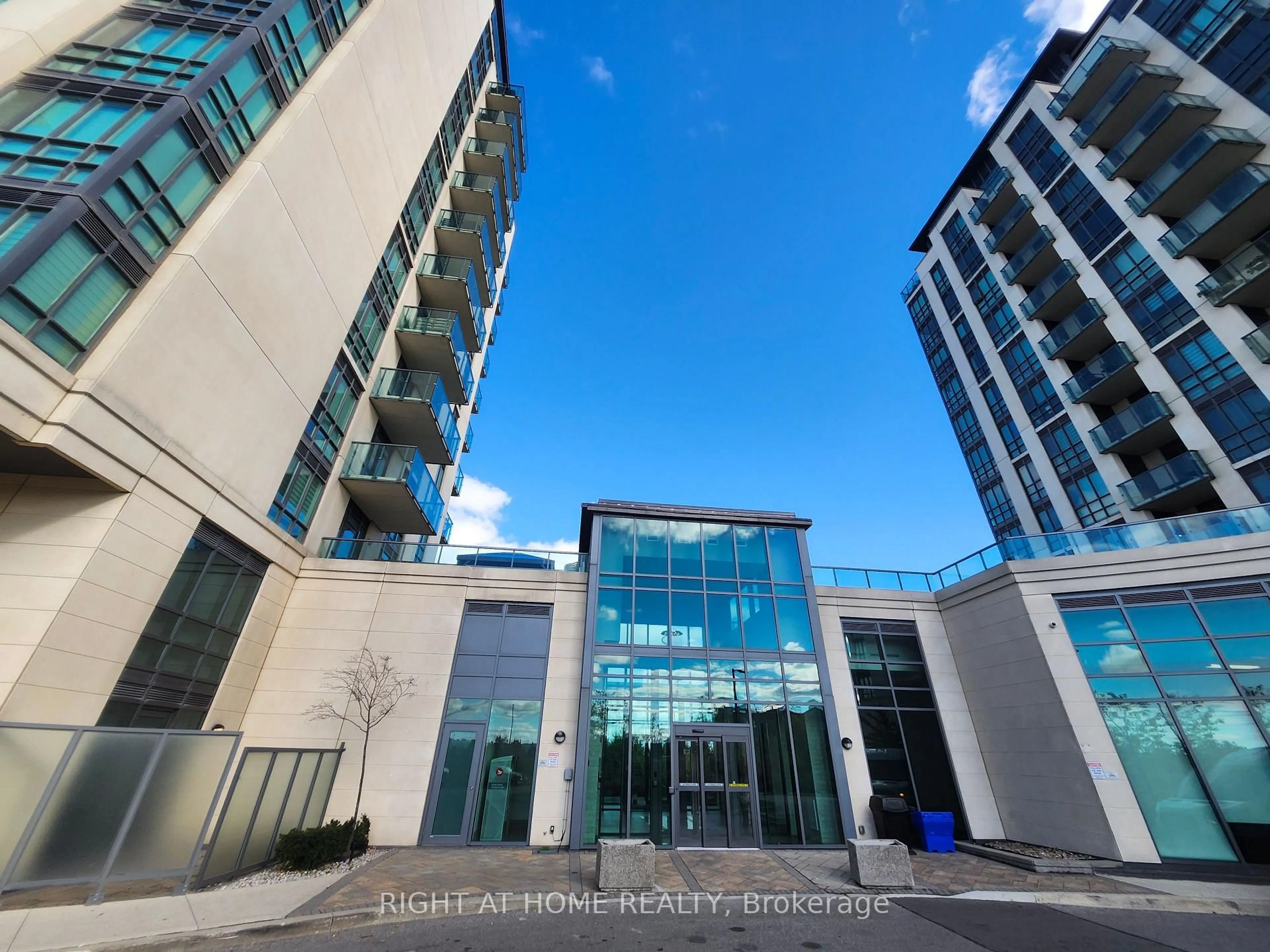 A pic from outside/outdoor area/front of a property/back of a property/a pic from drone, building for 65 Yorkland Blvd #109, Brampton Ontario L6P 4M5