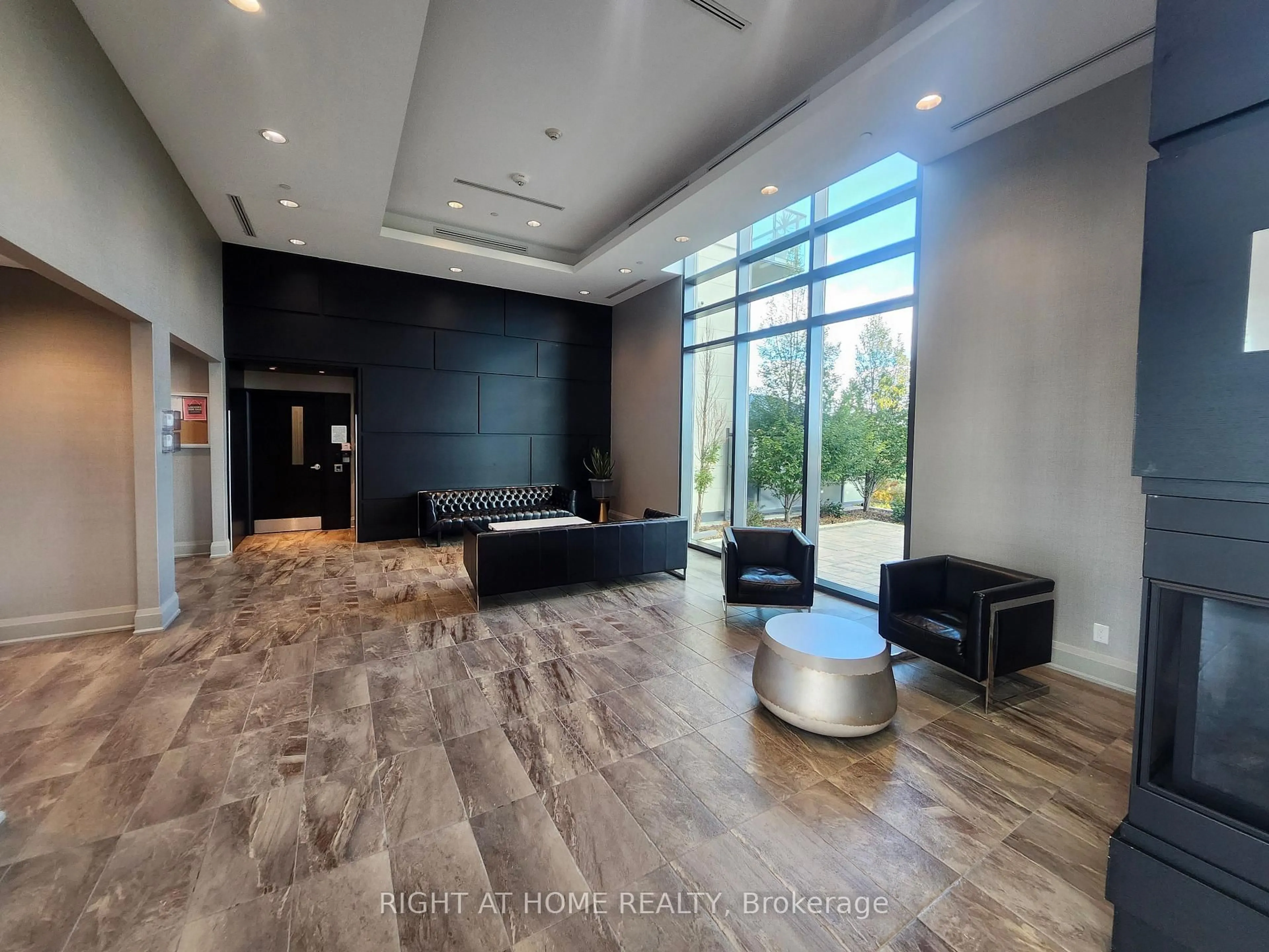 Unknown for 65 Yorkland Blvd #109, Brampton Ontario L6P 4M5